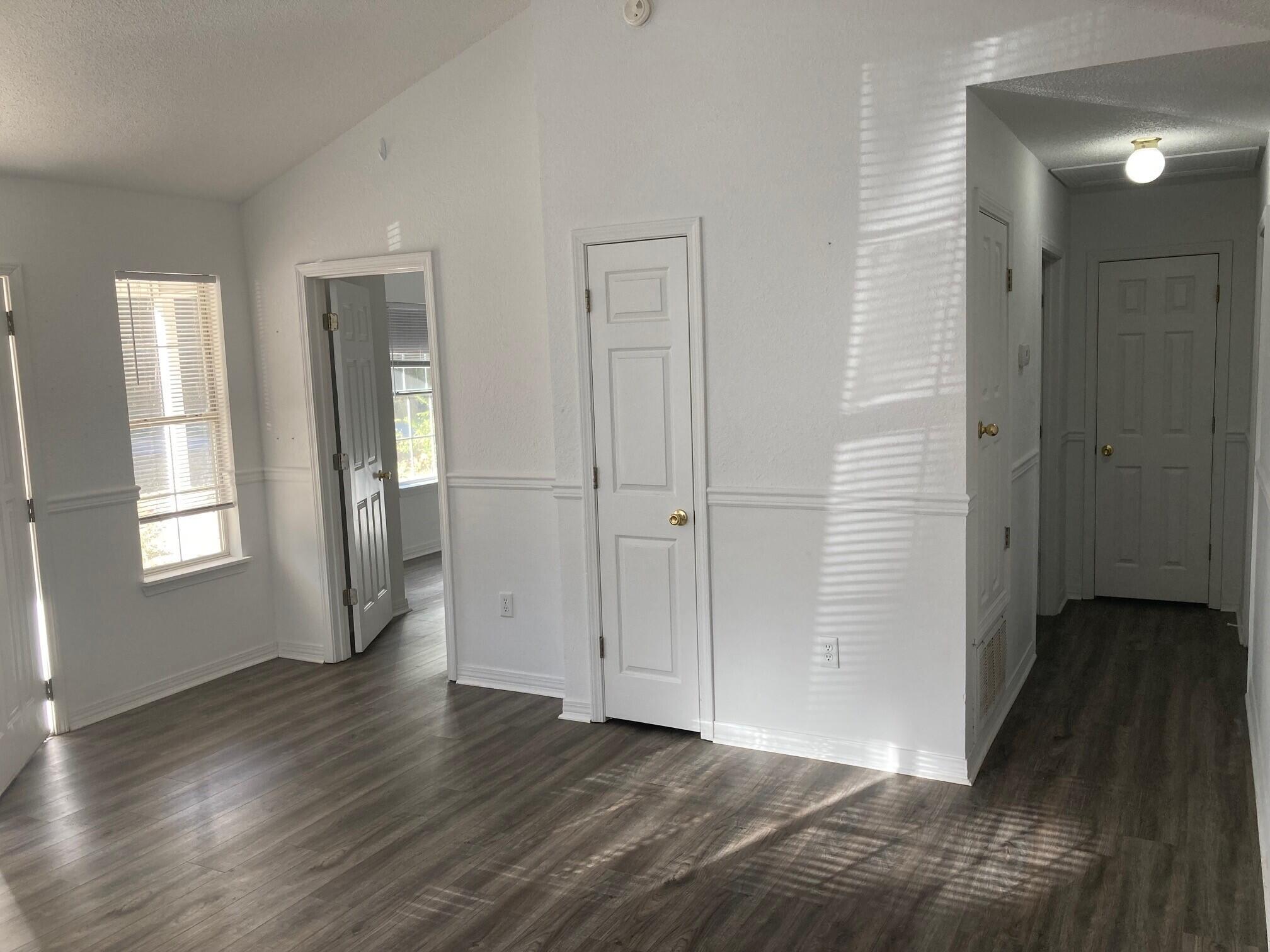 CRESTVIEW - Residential Lease