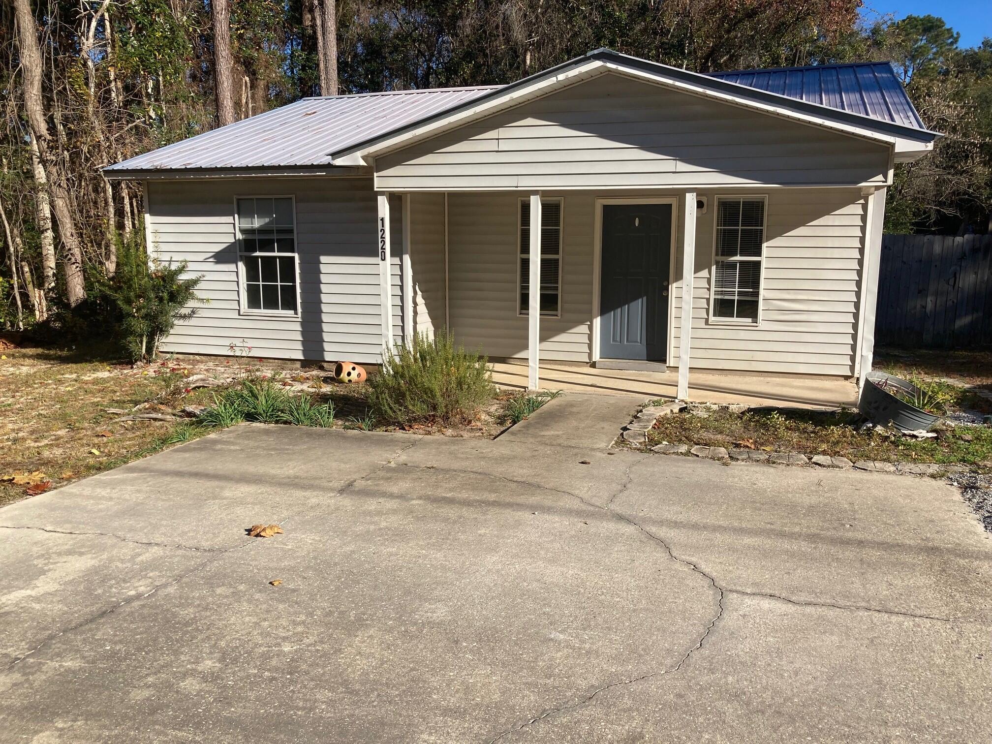 CRESTVIEW - Residential Lease