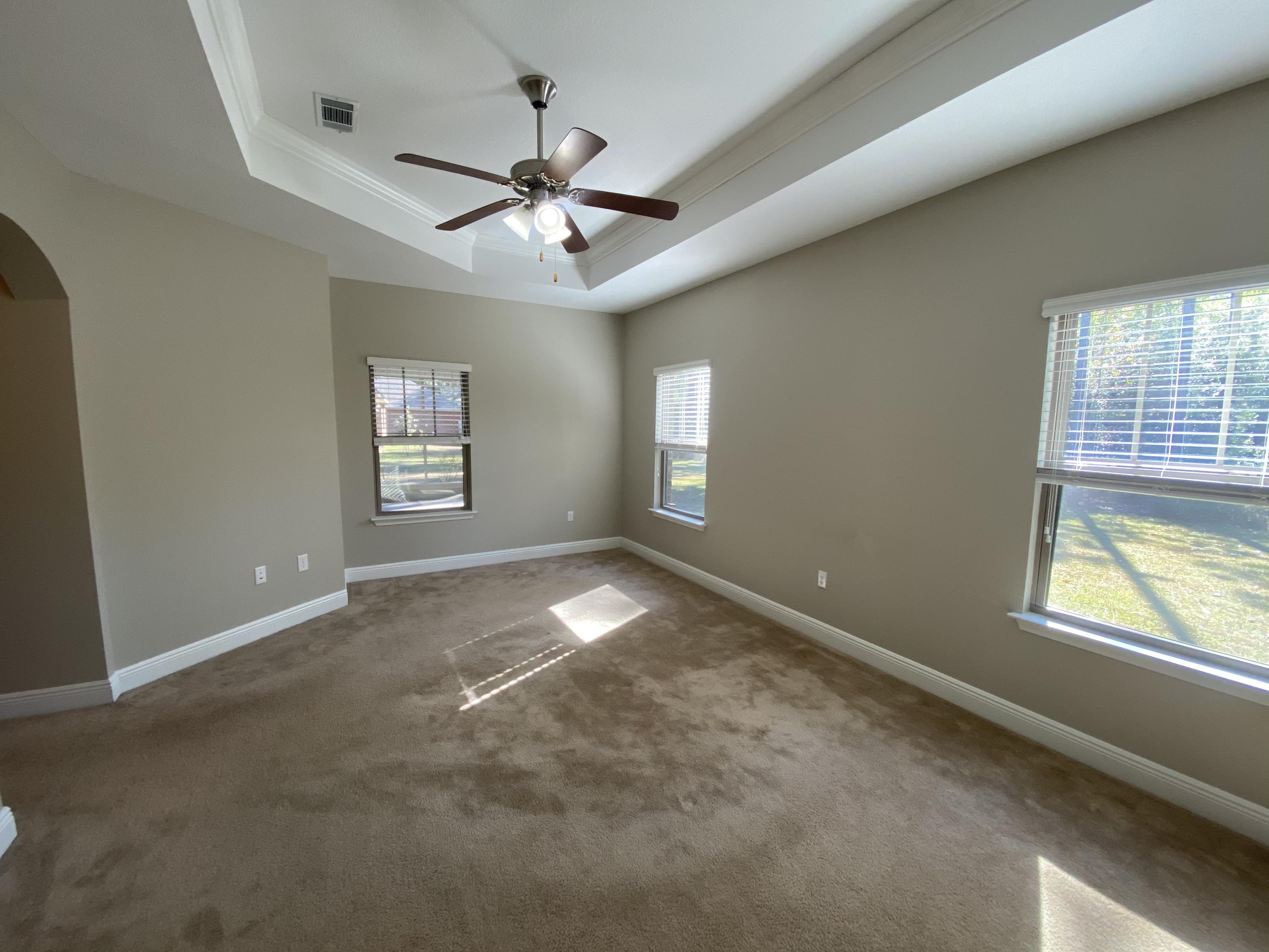 HAMMOCK BAY - Residential Lease