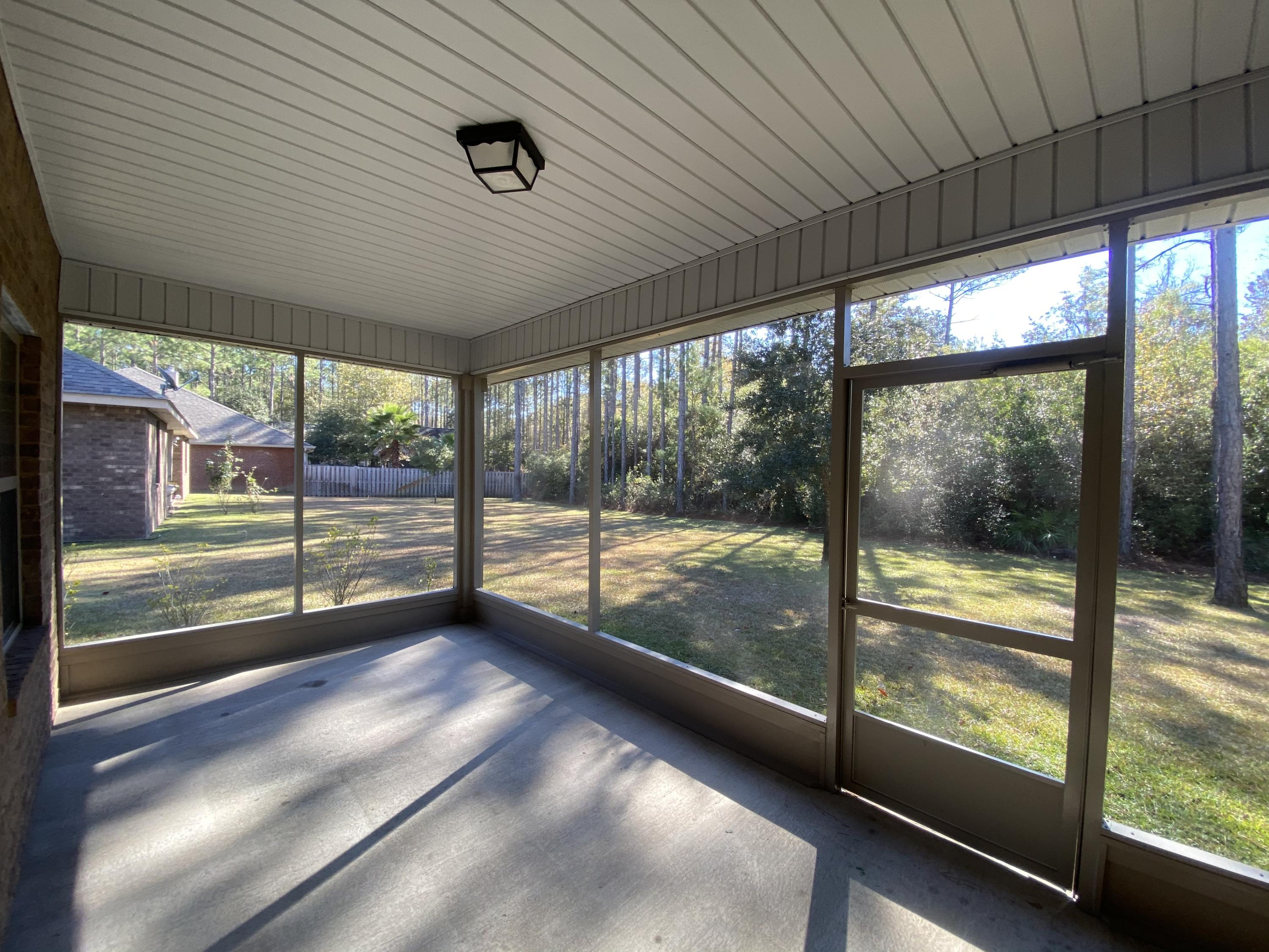 HAMMOCK BAY - Residential Lease