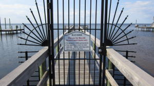 Prime location! One of popular Bayside's only remaining lots. It's perfectly situated across from park where no other houses can be built. Convenient to pool and tennis courts. A tremendous opportunity!
Convenient to shopping, beach plus great community living.