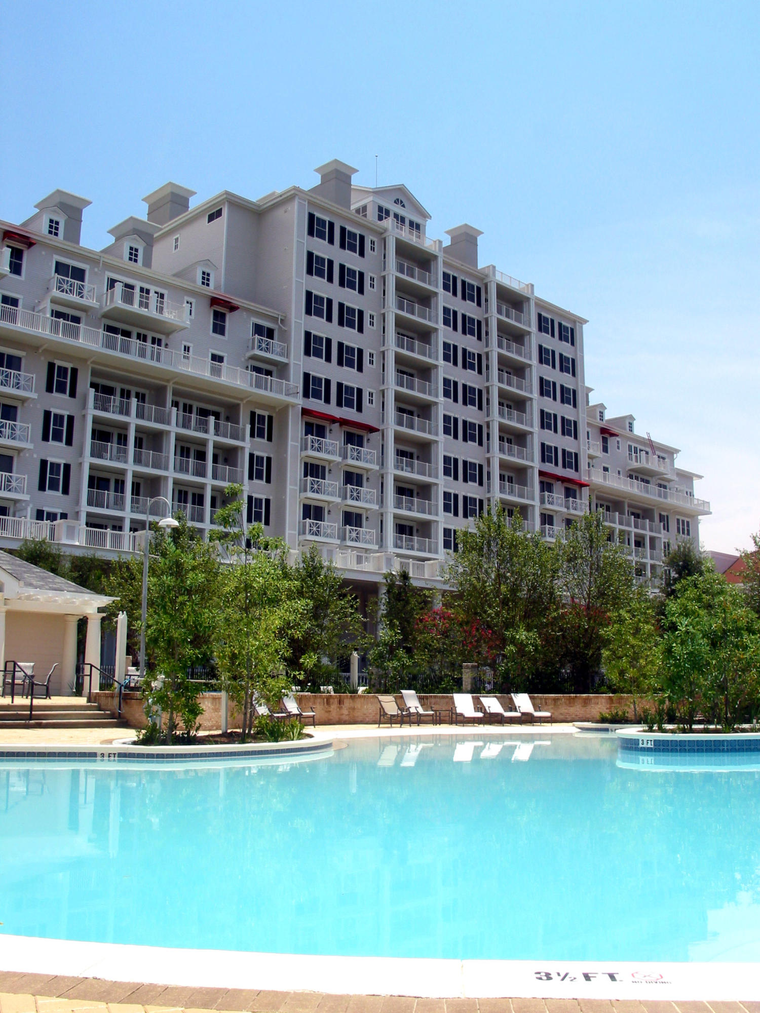 GRAND SANDESTIN - Residential Lease