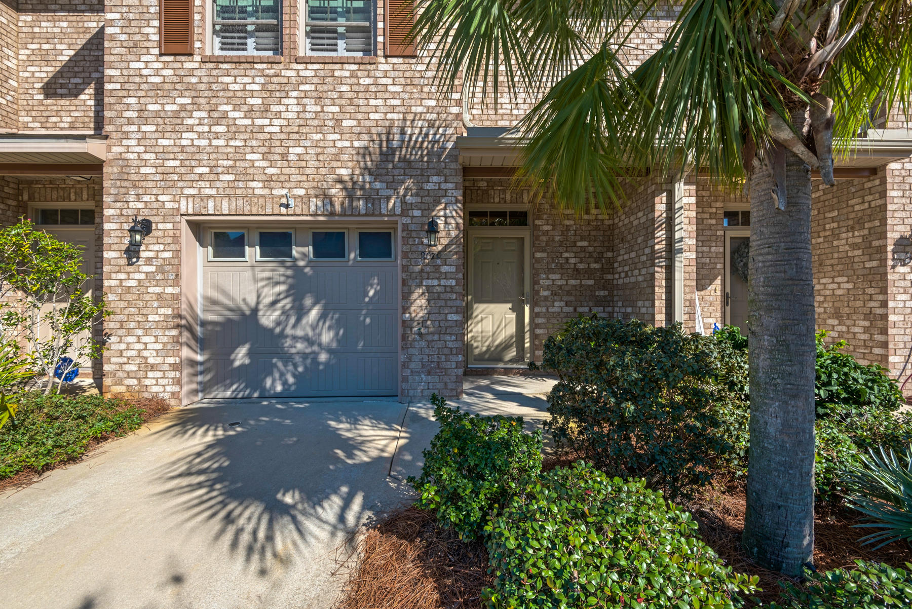 RESERVE POINTE - Residential