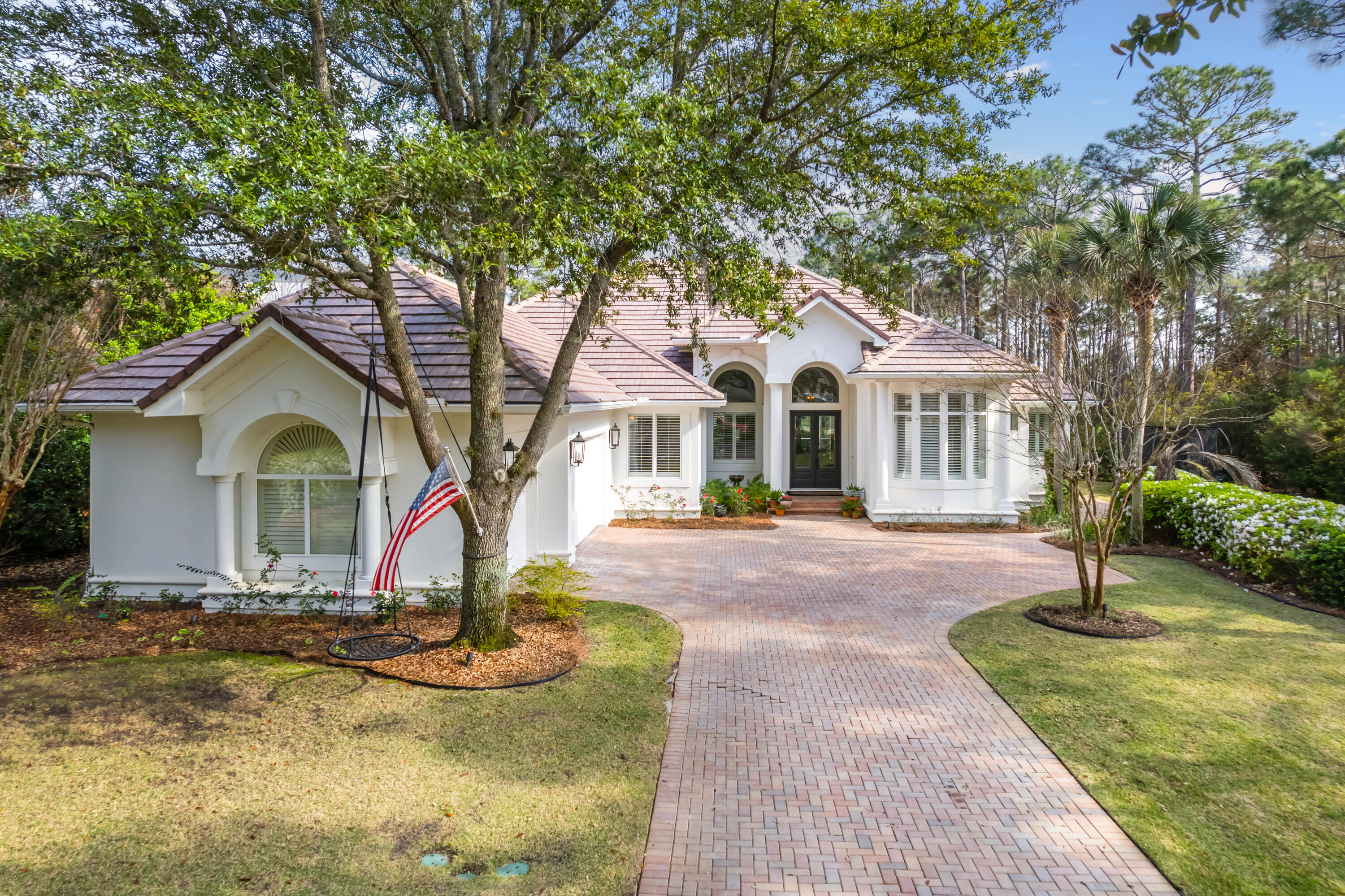 REGATTA BAY - Residential