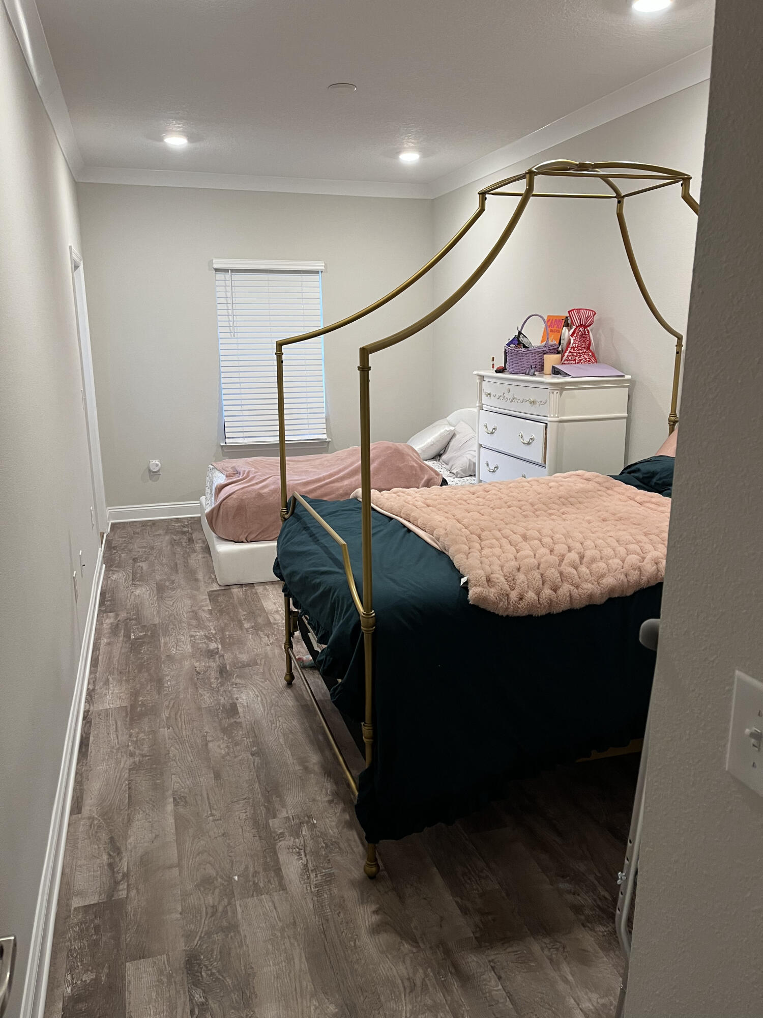 Kara Lakes - Residential Lease