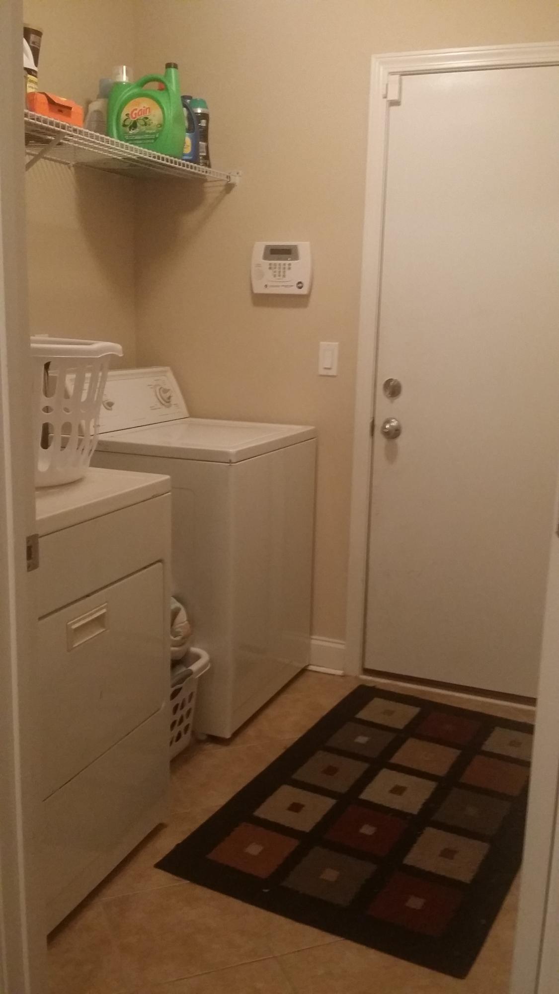 SILVER SPRINGS EST - Residential Lease