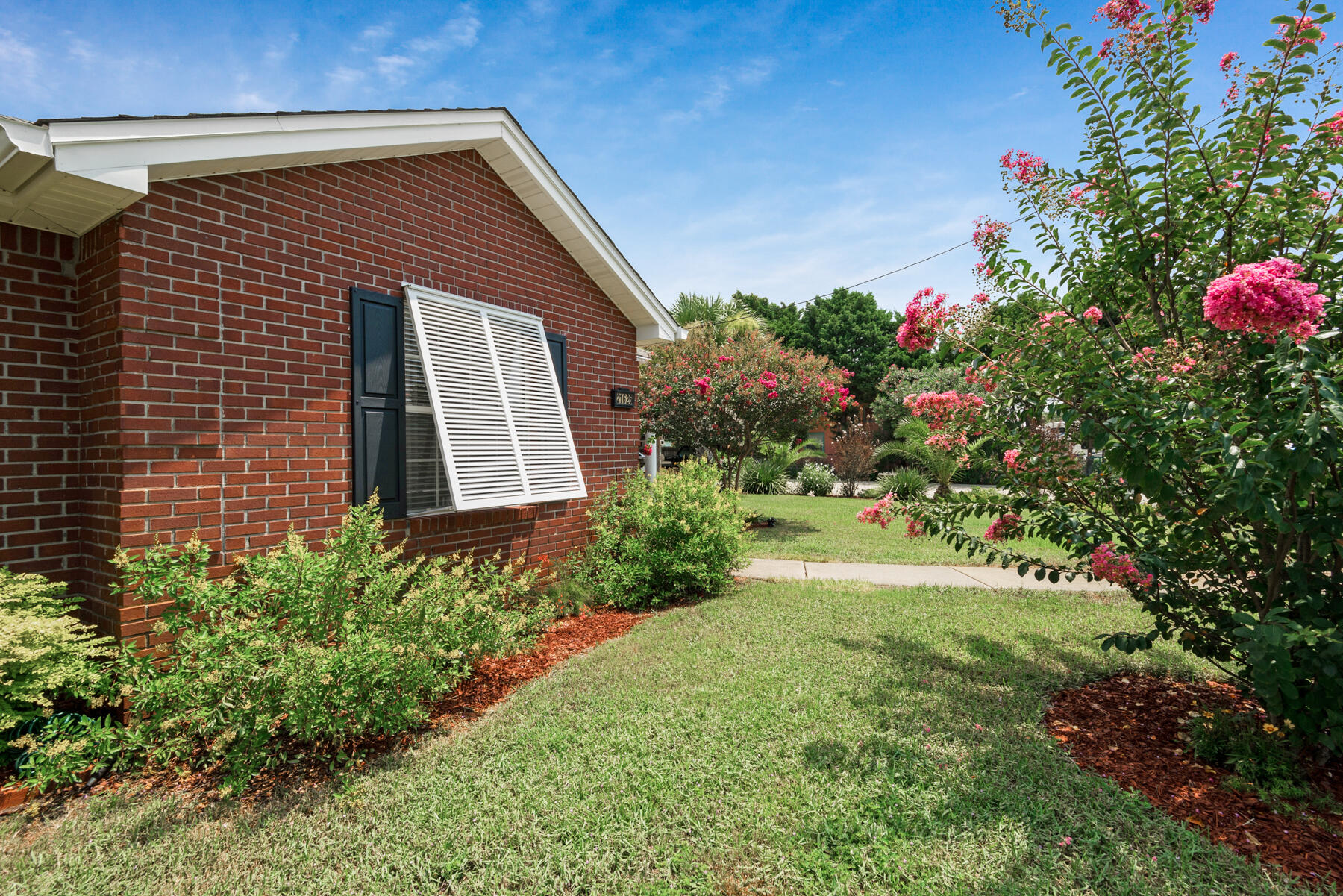 RIVIERA BEACH - Residential