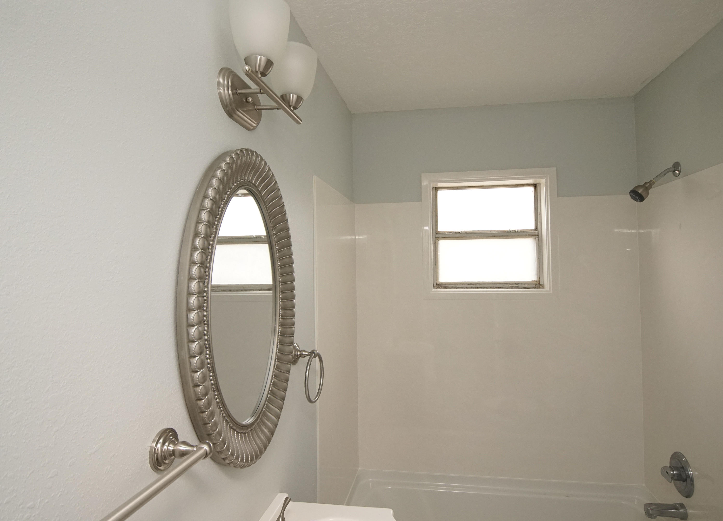 ROSEMONT - Residential Lease
