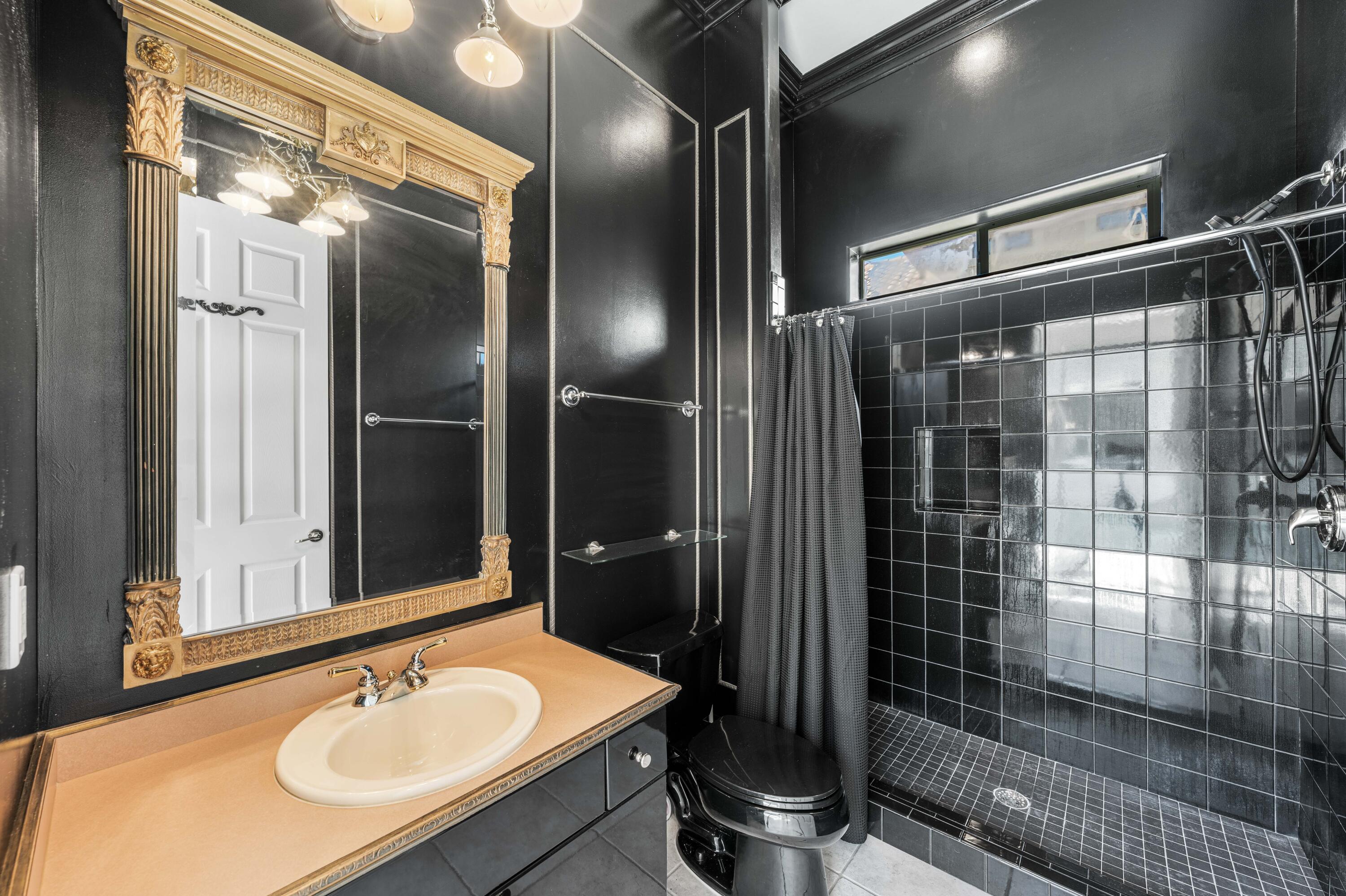 Regatta Bay  Commodore Point - Residential