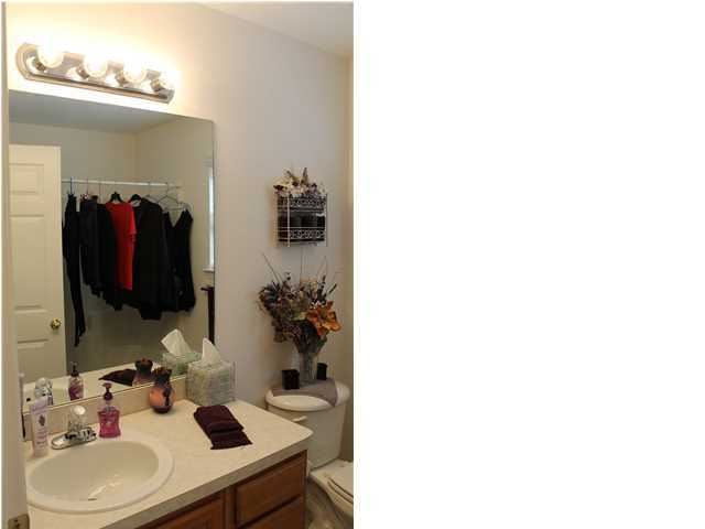VALPARAISO PINECREST 4 - Residential Lease
