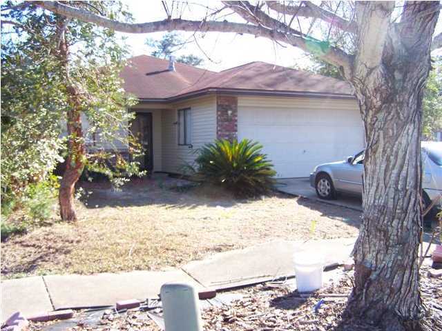 Corner lot and convenient location. Windows, A/C and heat fairly new. This home is a split floor plan with high ceiling in living room. Owner is a licensed Real Estate agent. small dogs allowed