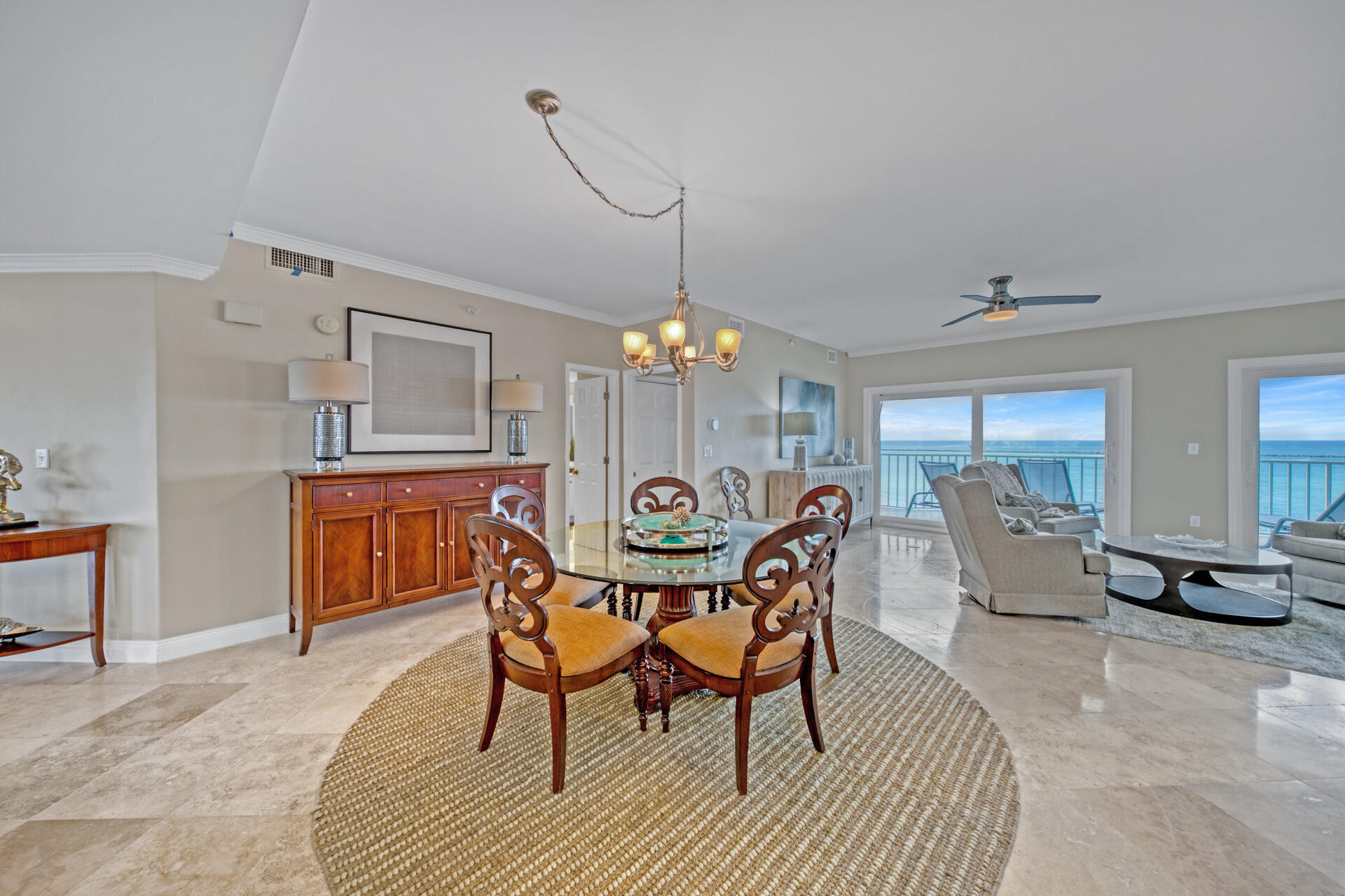 WATERVIEW TOWERS YACHT CLUB - Residential