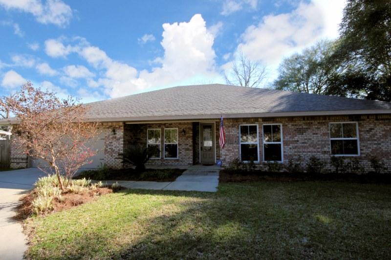 Gorgeous 4 year old home conveniently located to Hurlburt Field and Eglin AFB. This home features a split bedroom plan with open living spaces! Large living room, formal dining room, breakfast room and breakfast bar, true study, and a gourmet kitchen that is AMAZING! Kitchen includes all stainless steel appliances and granite counter tops. One of the secondary bedrooms is a complete suite with it's own bath and is split from the other two bedrooms. Master bedroom has access to covered patio. Master bath features jetted garden tub and separate shower. The home features beautiful hardwood floors with large ceramic tile in all wet areas. Covered rear patio and privacy fenced yard. Pets will be considered with a $250 non-refundable pet fee. No smoking. Call today to schedule a showing!