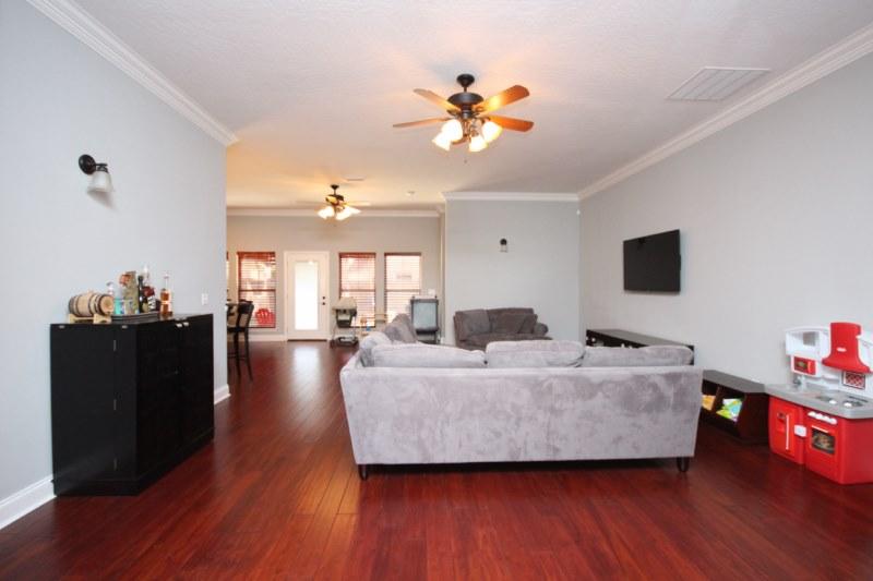 METES & BOUNDS - Residential Lease