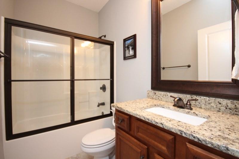 METES & BOUNDS - Residential Lease