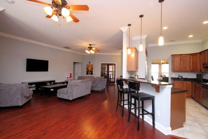 METES & BOUNDS - Residential Lease