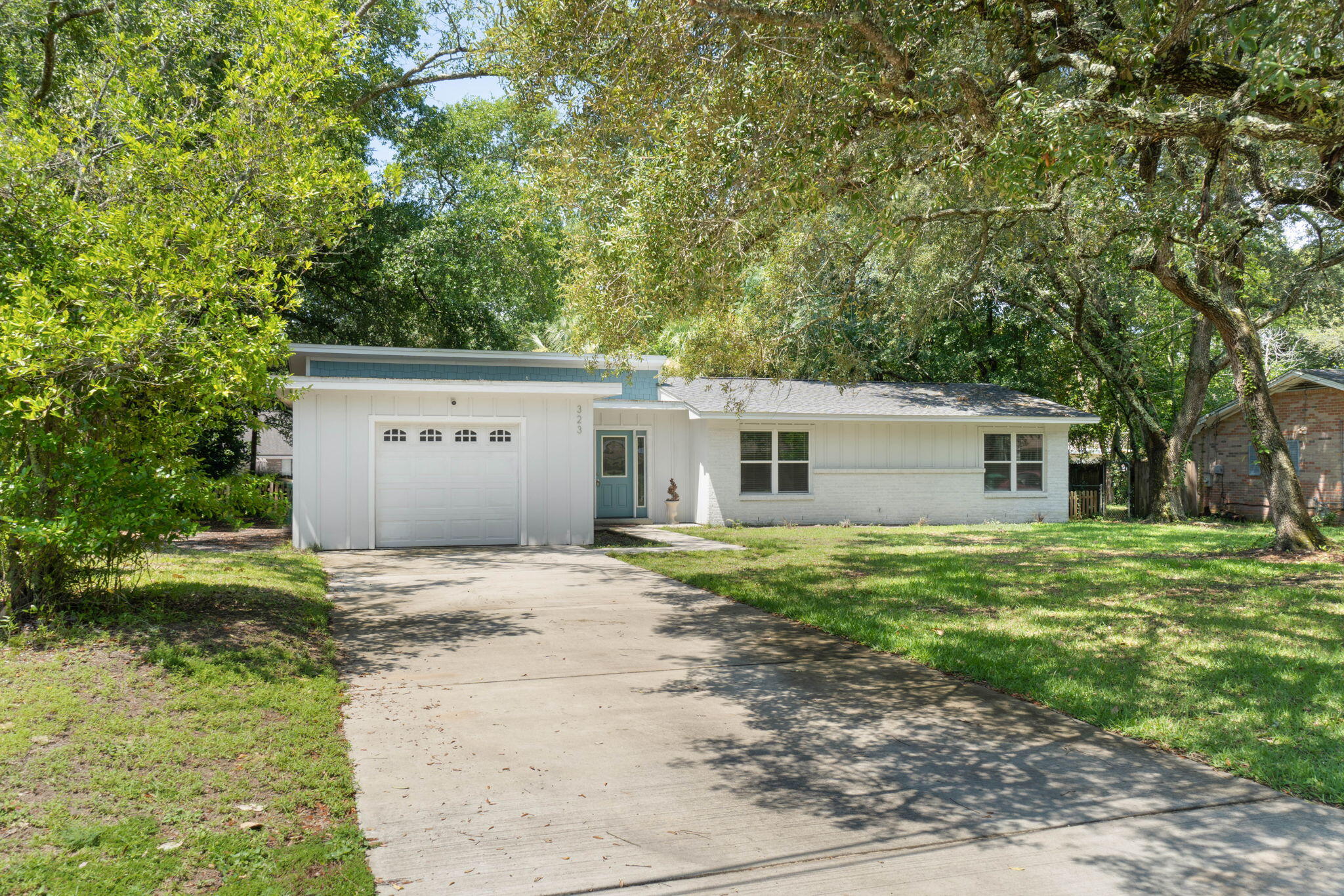 This Stunning 4 Bedroom 2 Bath 1 Car Garage Home has exceptional design and class. This home has been redesigned to create an open kitchen, living room & dining room concept along with a split bedroom plan. Schedule your showing today!

In addition to the security deposit, All American Realty charges a mandatory cleaning fee and a mandatory floor cleaning fee as part of our rental process. This measure is taken to ensure the continual maintenance of our exceptional rent-ready standards, contributing to a welcoming and high-quality living experience for all. These fees are charged based on square footage and number of rooms.

***All American Realty's Resident Benefit Package helps residents live better and with more peace of mind for $65/month, required in all leases.