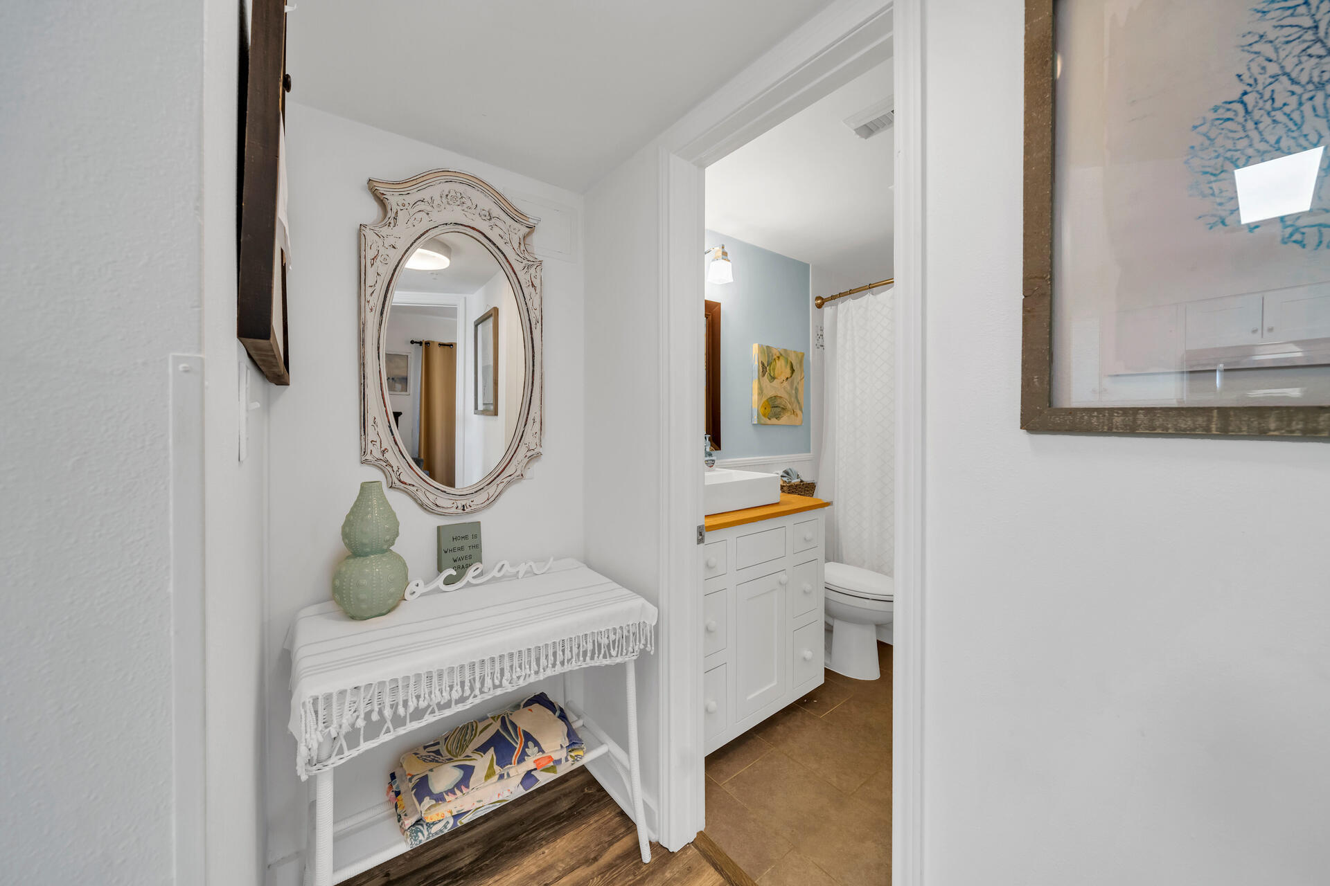 EMERALD TOWERS WEST CONDO - Residential