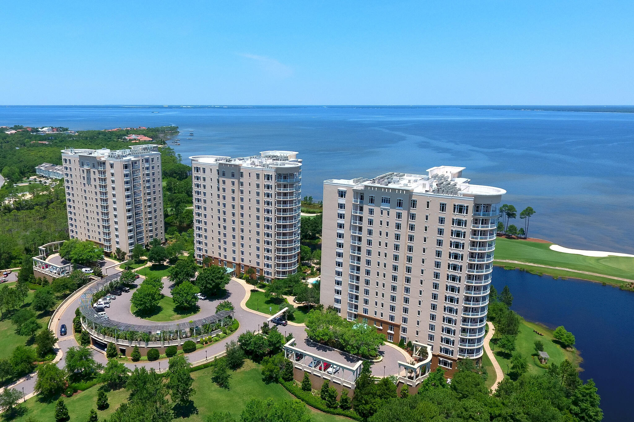 ONE WATER PLACE AT KELLY PLANTATION - Residential