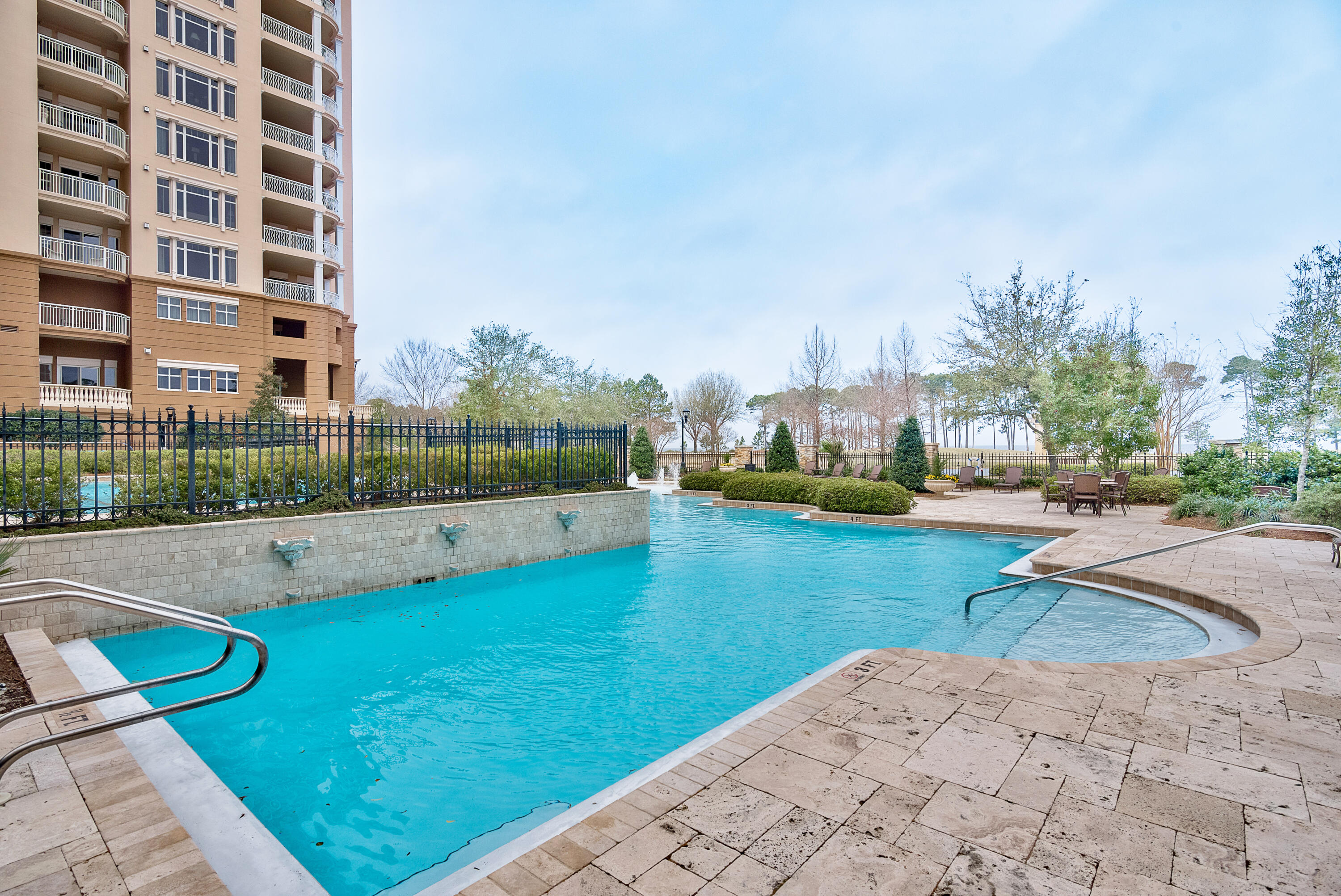 ONE WATER PLACE AT KELLY PLANTATION - Residential