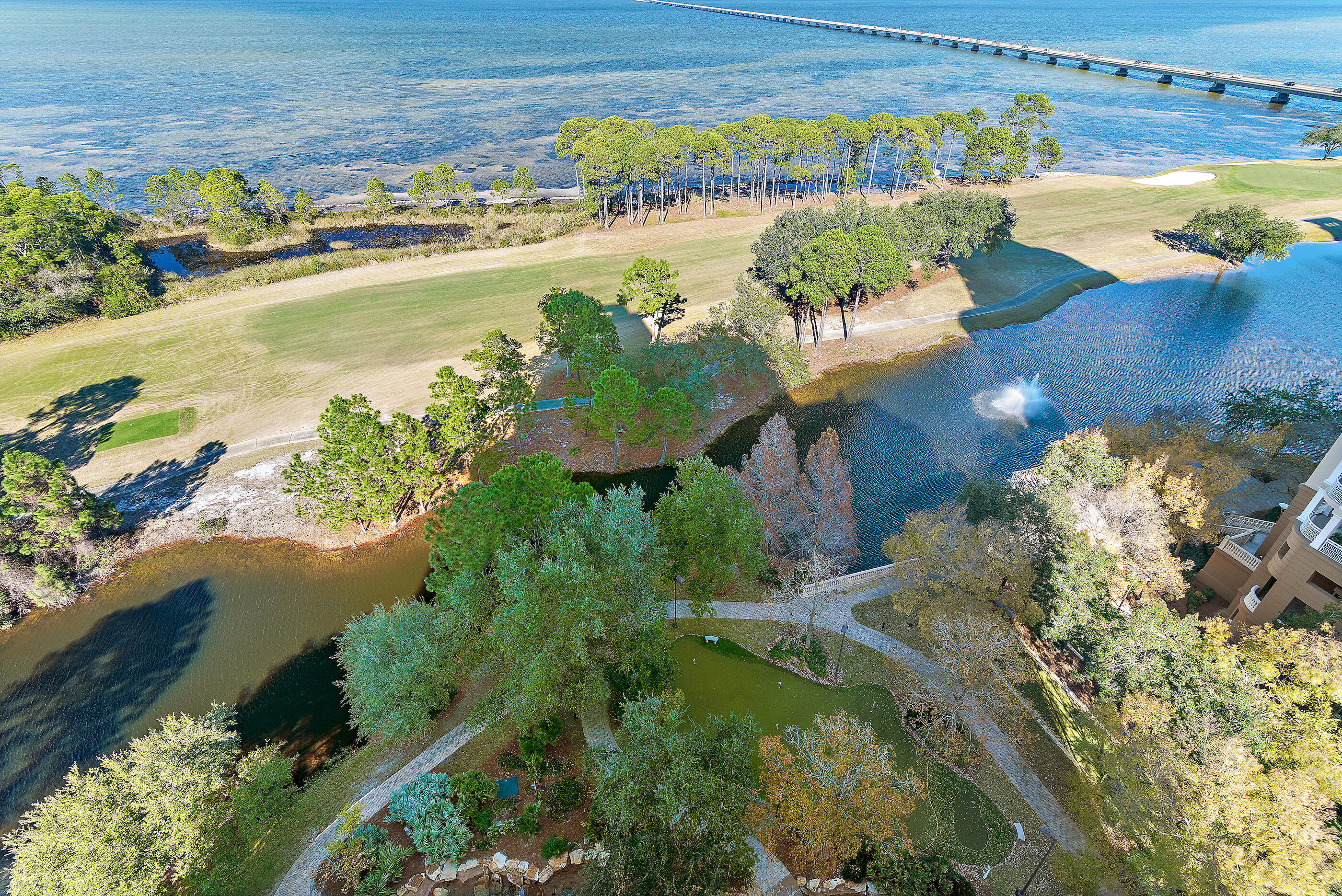 ONE WATER PLACE AT KELLY PLANTATION - Residential