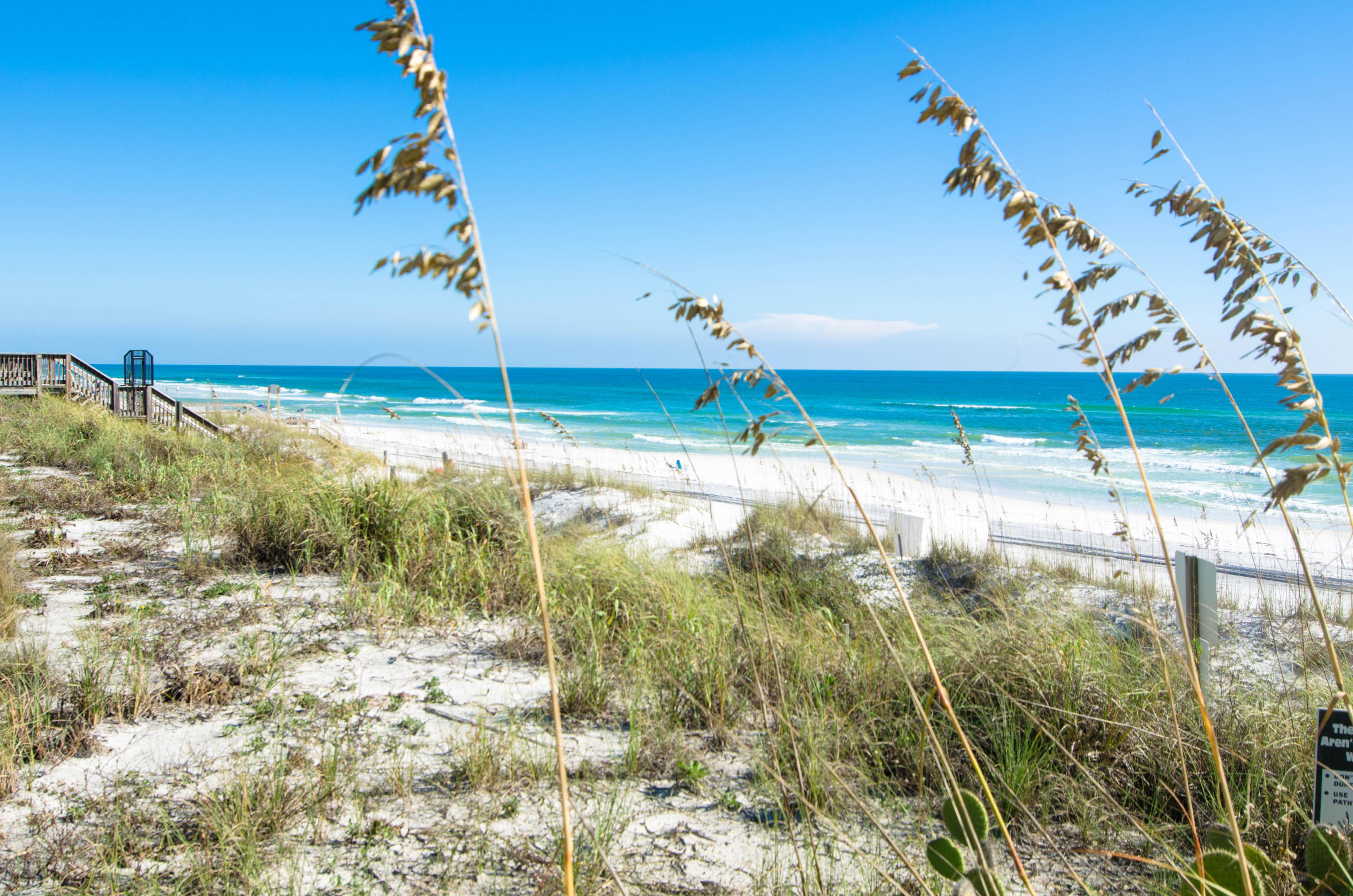 BEACH HOUSE CONDO PH 2 - Residential