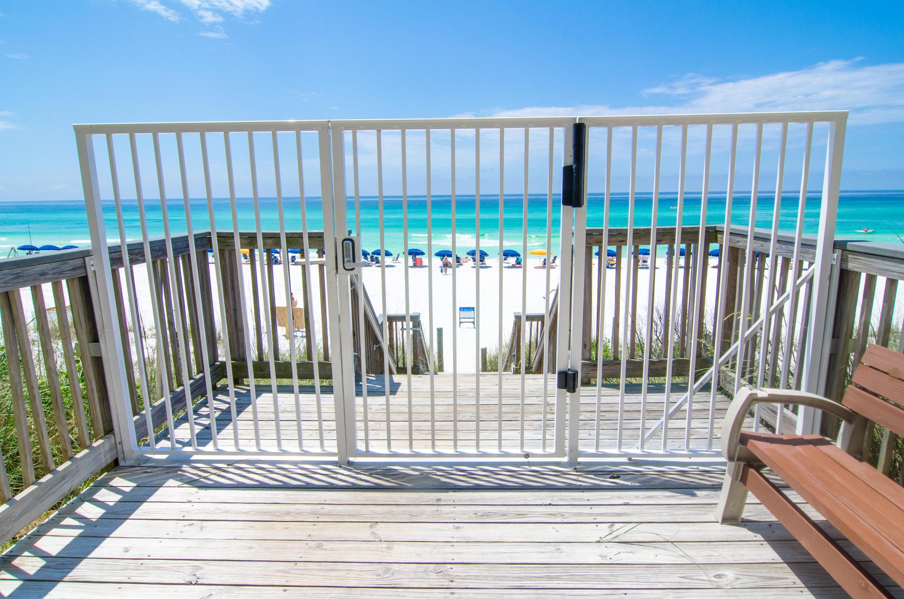 BEACH HOUSE CONDO PH 2 - Residential