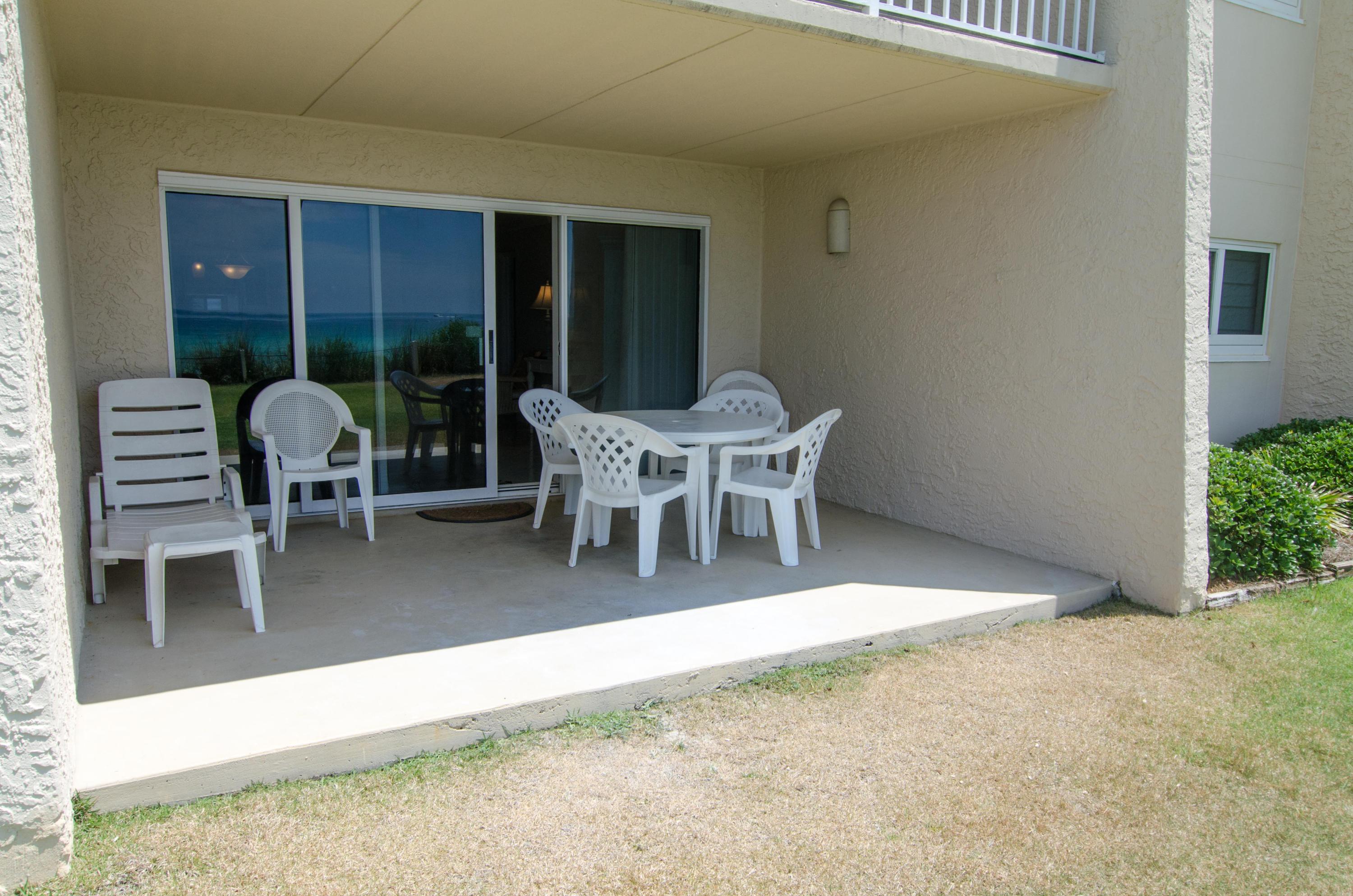 BEACH HOUSE CONDO PH 2 - Residential