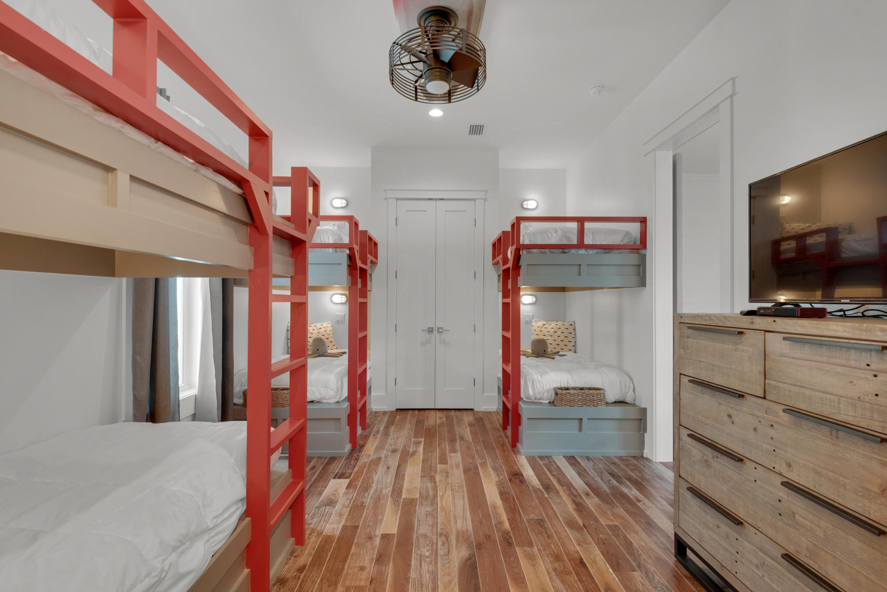 BEACH HAVEN COTTAGES - Residential