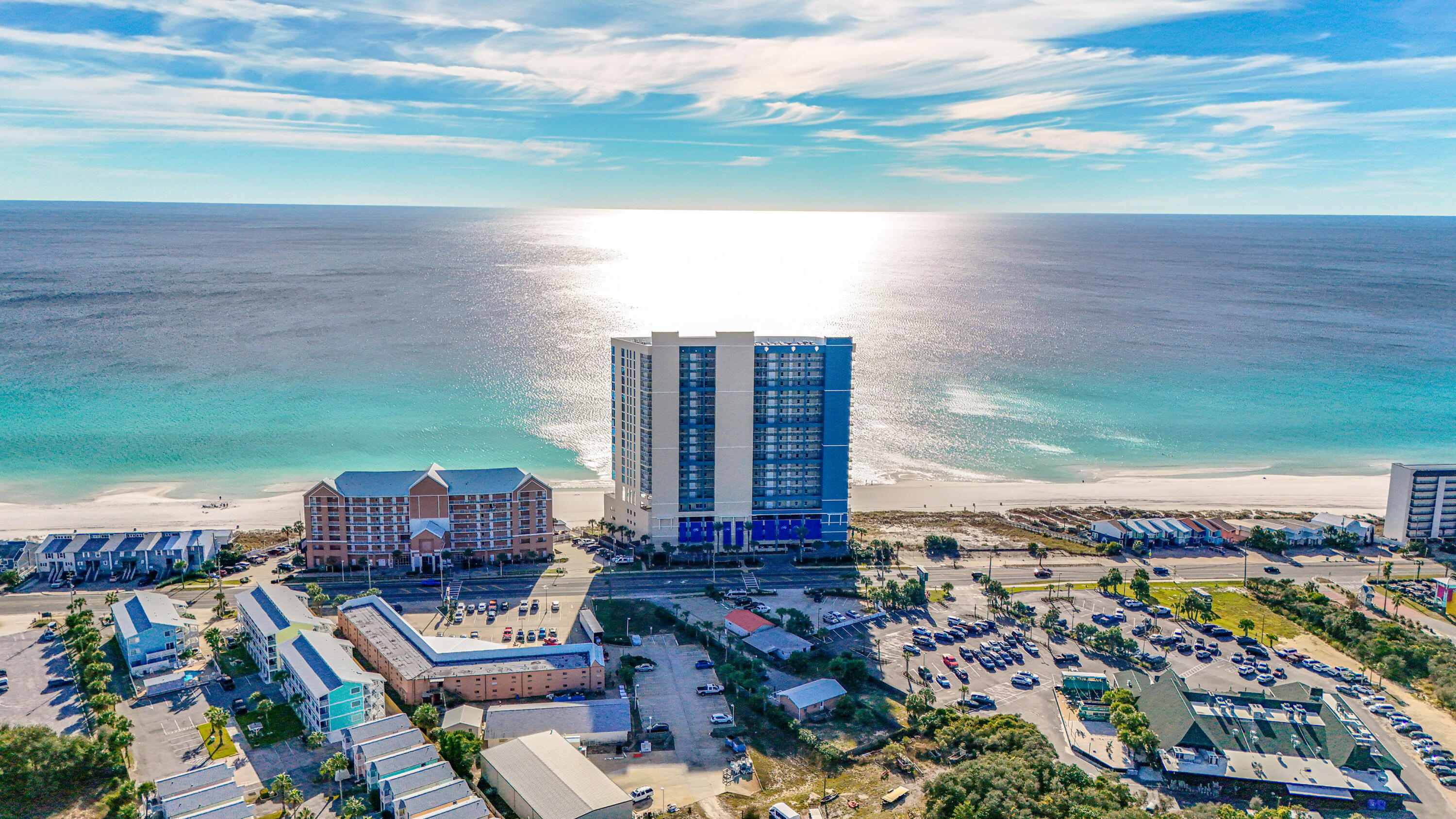 PALAZZO CONDOMINIUM - Residential