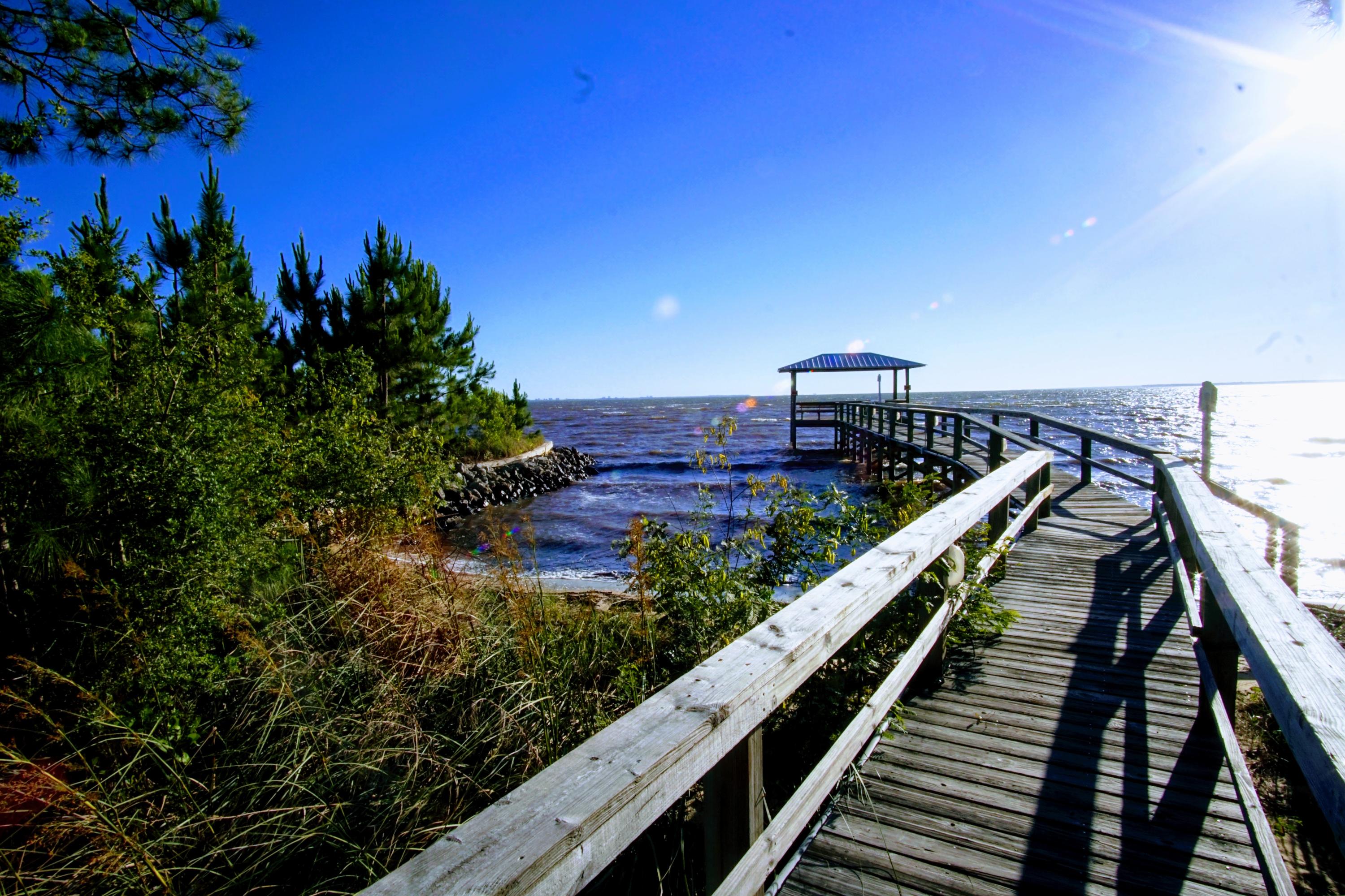 BAY HARBOUR - Land