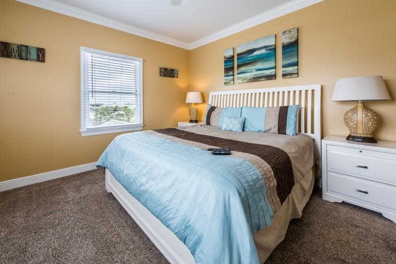 CRYSTAL BEACH - Residential
