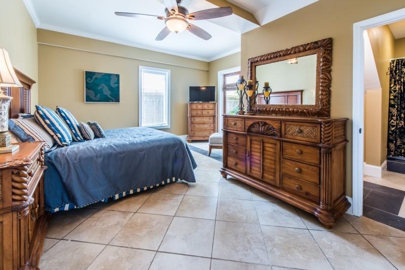 CRYSTAL BEACH - Residential