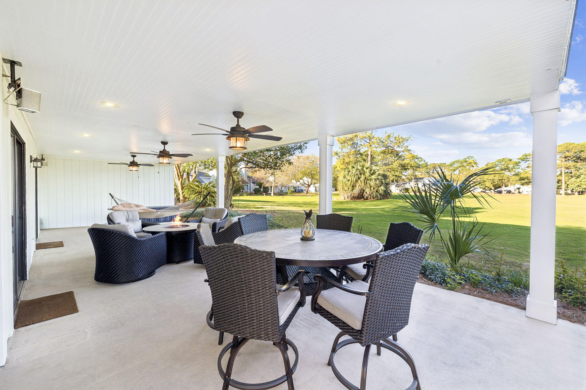 LINKSIDE VILLAGE UNIT 1 - Residential