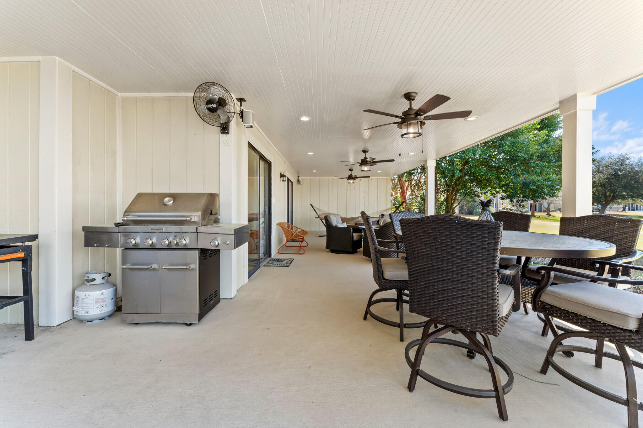 LINKSIDE VILLAGE UNIT 1 - Residential