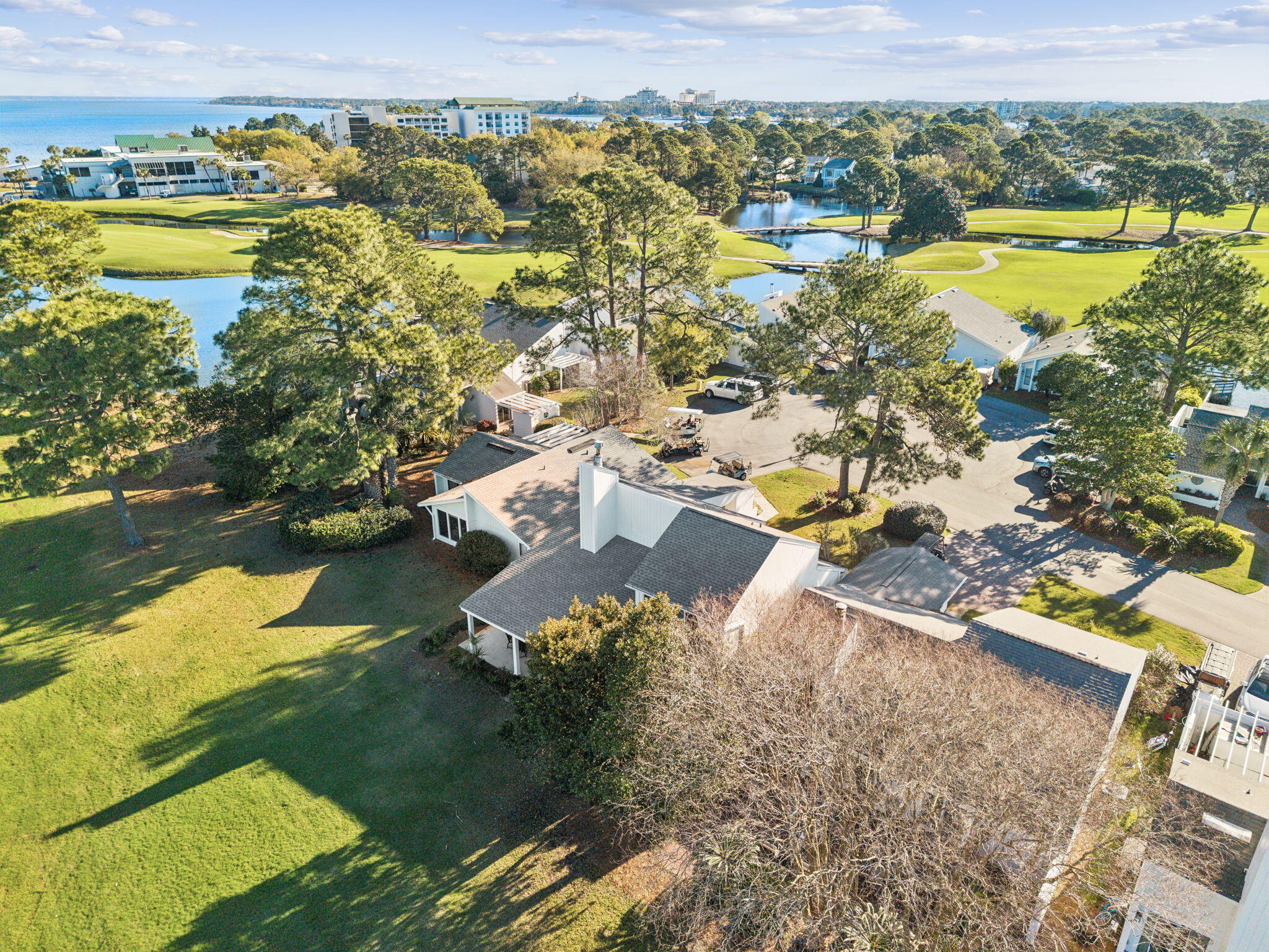 LINKSIDE VILLAGE UNIT 1 - Residential