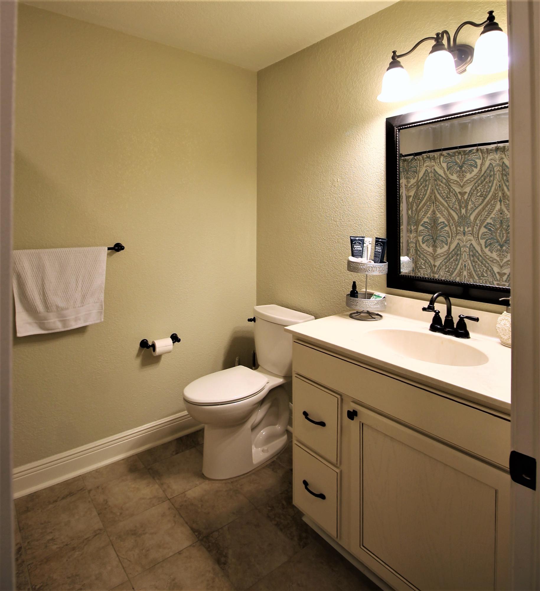 COLONY ESTATES - Residential