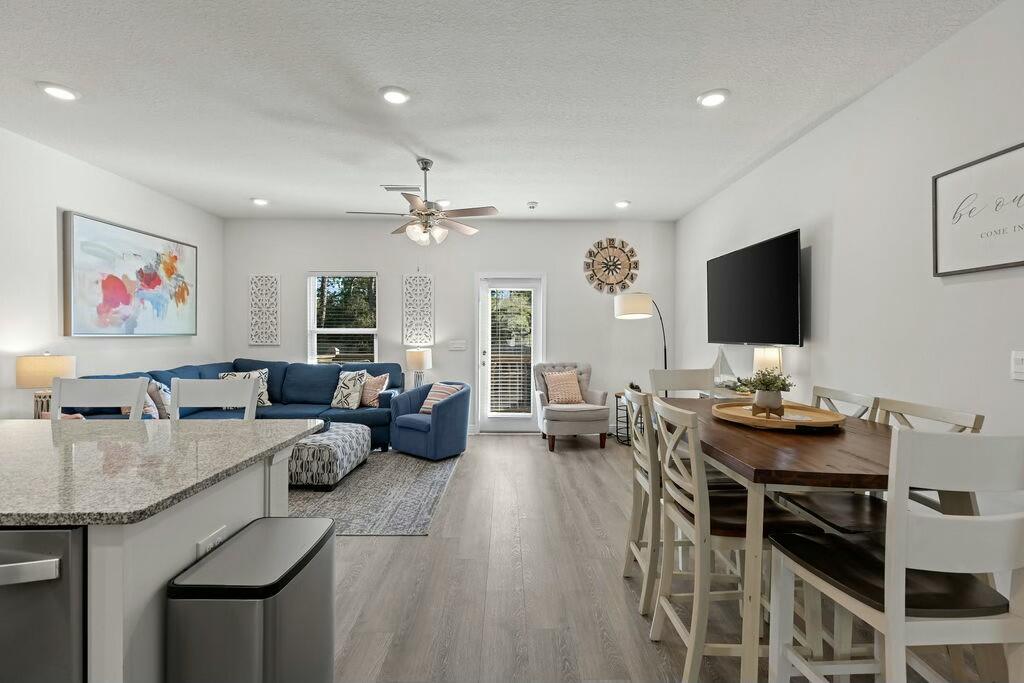 Sandhill Pines - Residential Lease