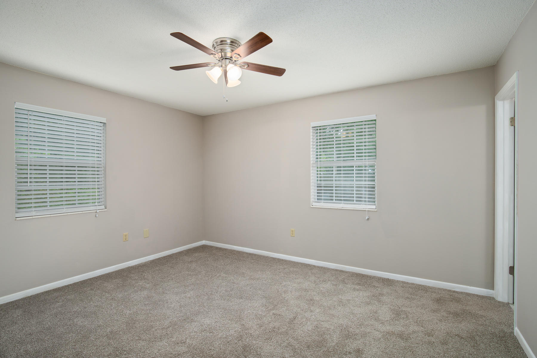 SEA HILLS 1ST - Residential