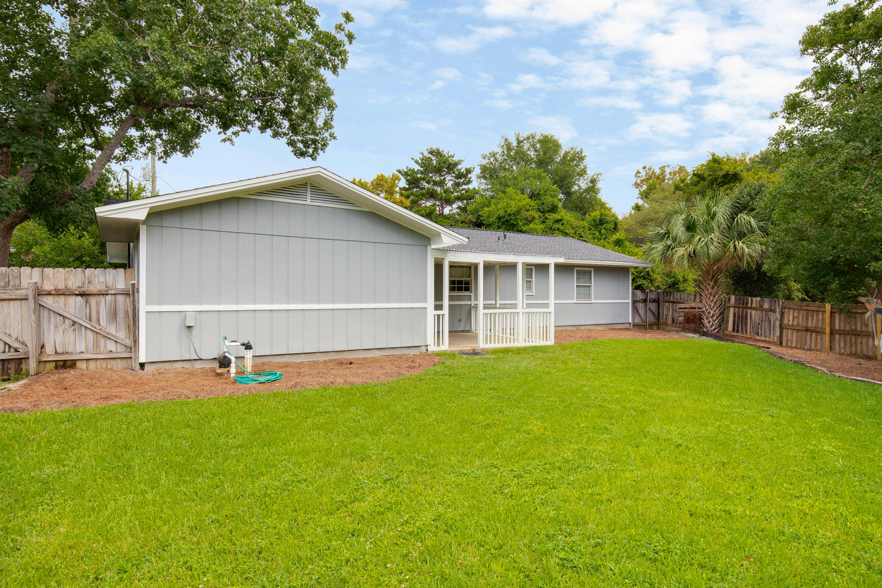 SEA HILLS 1ST - Residential