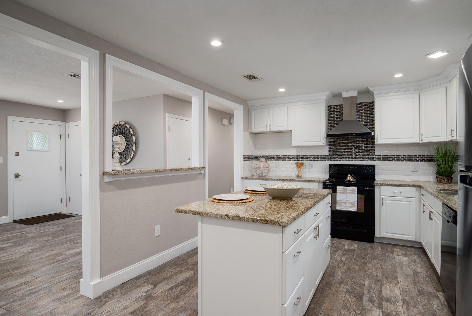 SEA HILLS 1ST - Residential