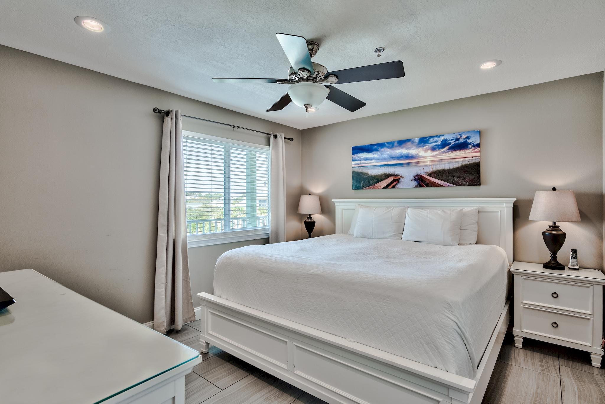 Commodore's Retreat - Residential