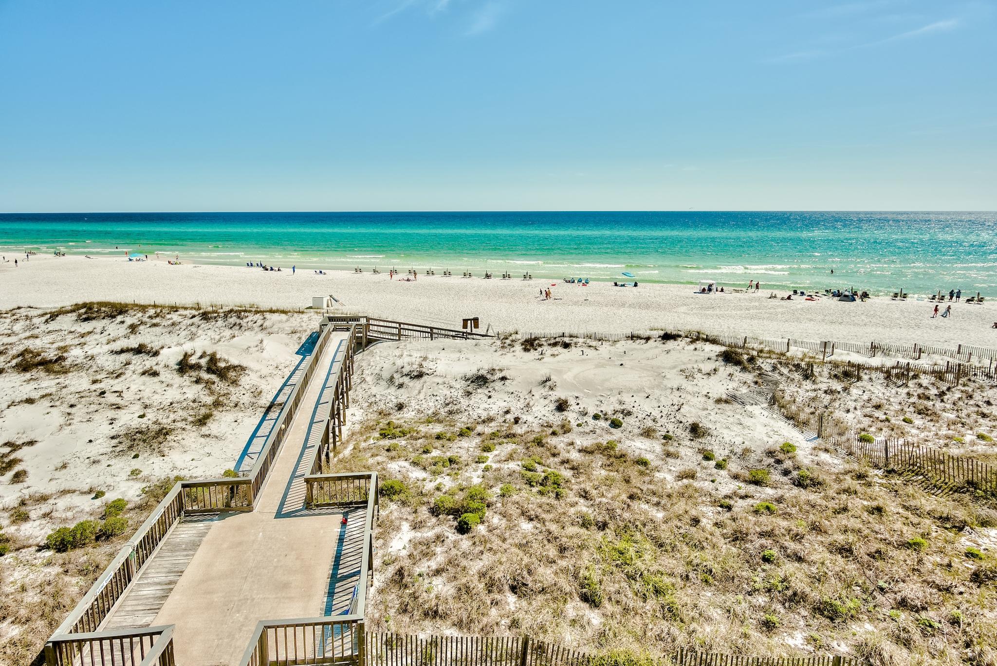 Commodore's Retreat - Residential