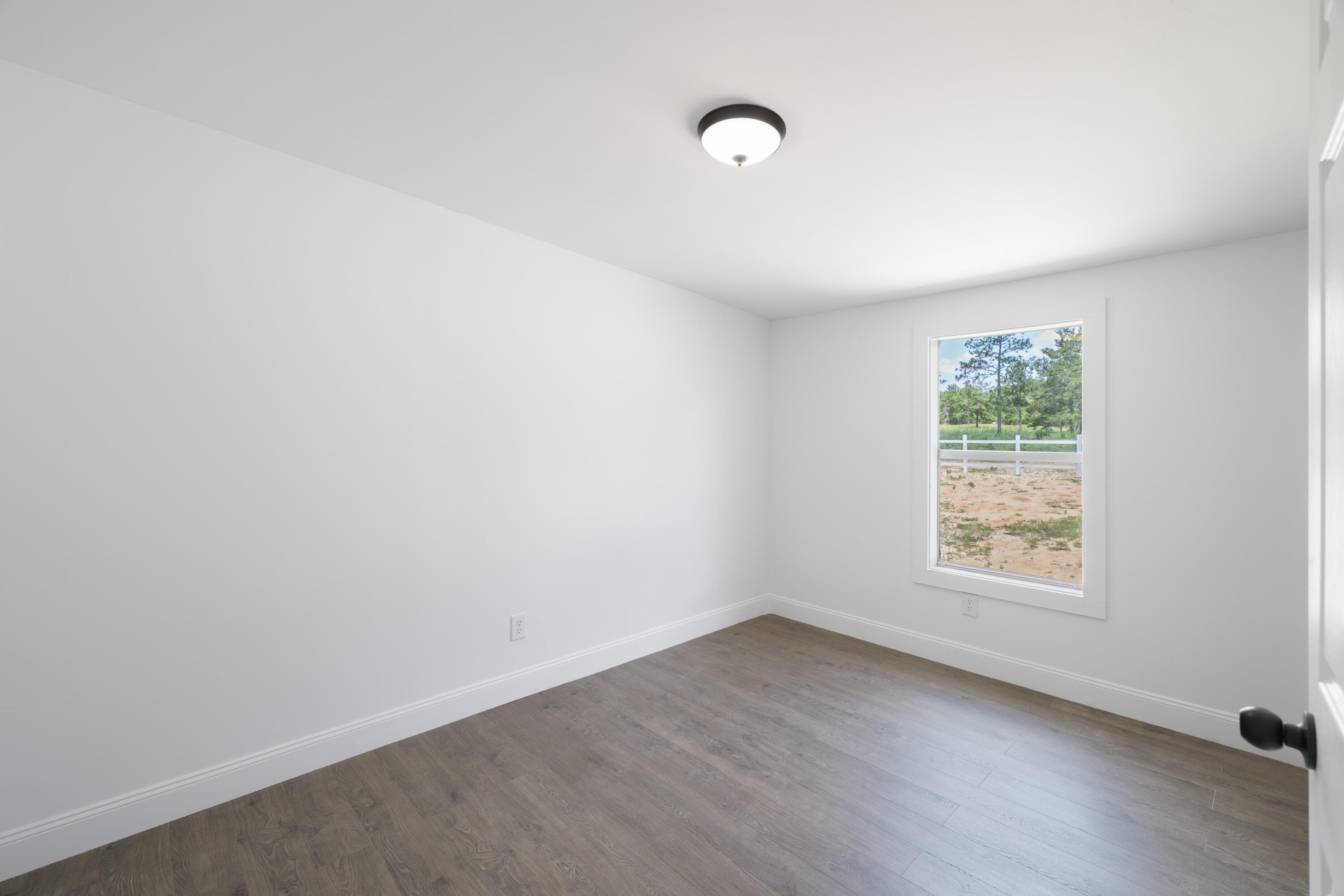 LOTS 138 BLK N JUNIPER LAKE EST UNIT 6 OF OAKWOOD HILLS PB 5-5 OR 3232-753 - Residential