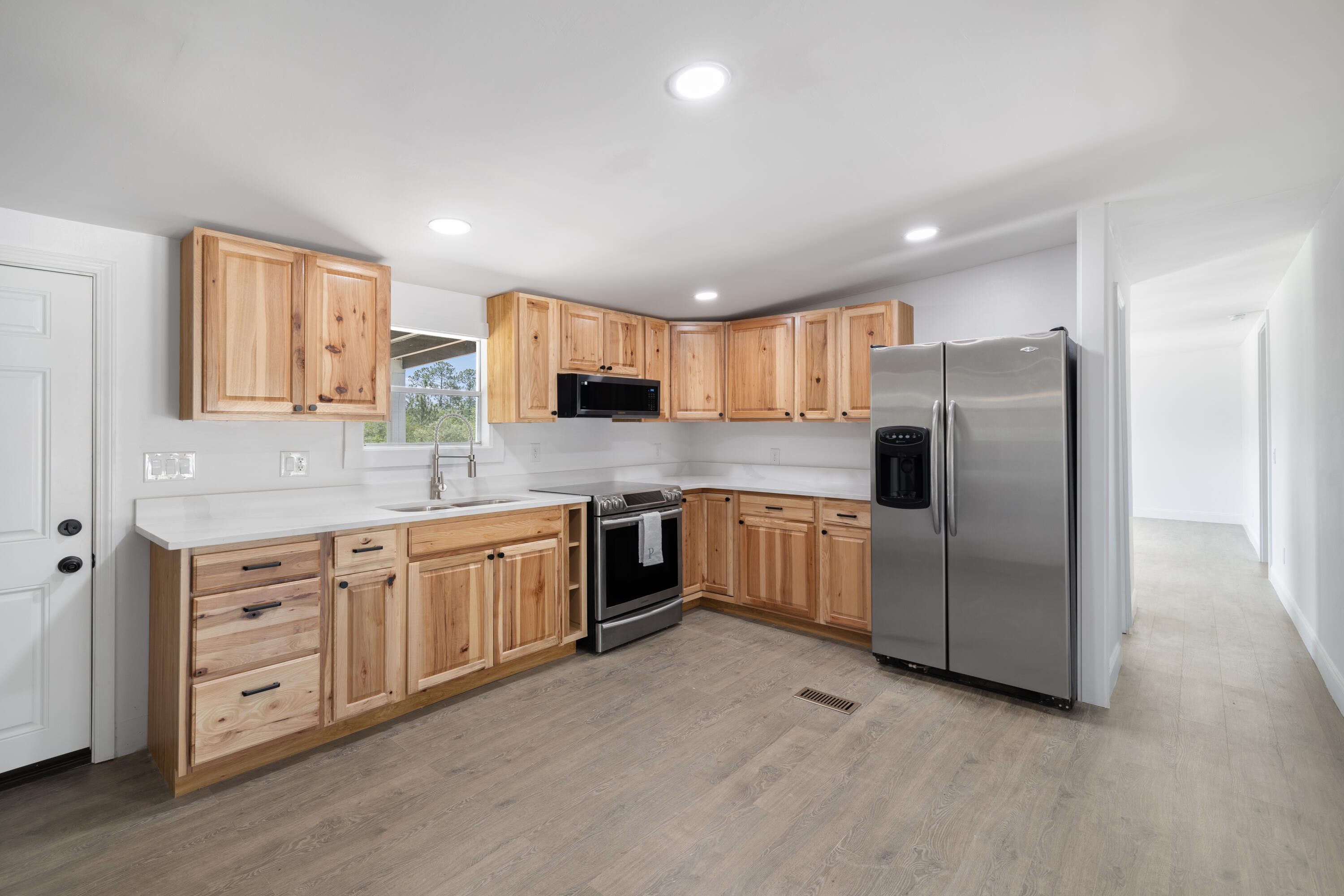 LOTS 138 BLK N JUNIPER LAKE EST UNIT 6 OF OAKWOOD HILLS PB 5-5 OR 3232-753 - Residential