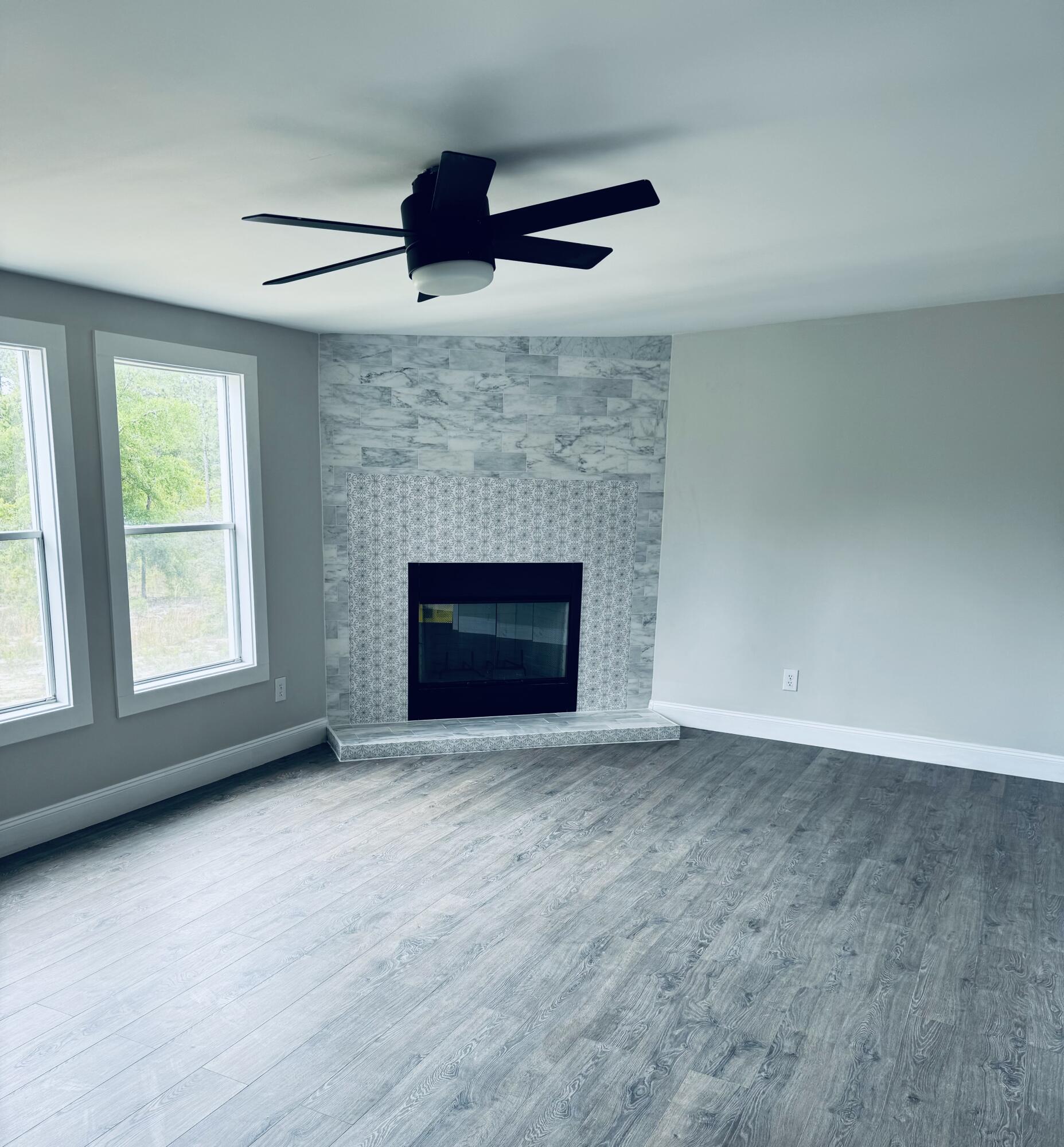 LOTS 138 BLK N JUNIPER LAKE EST UNIT 6 OF OAKWOOD HILLS PB 5-5 OR 3232-753 - Residential