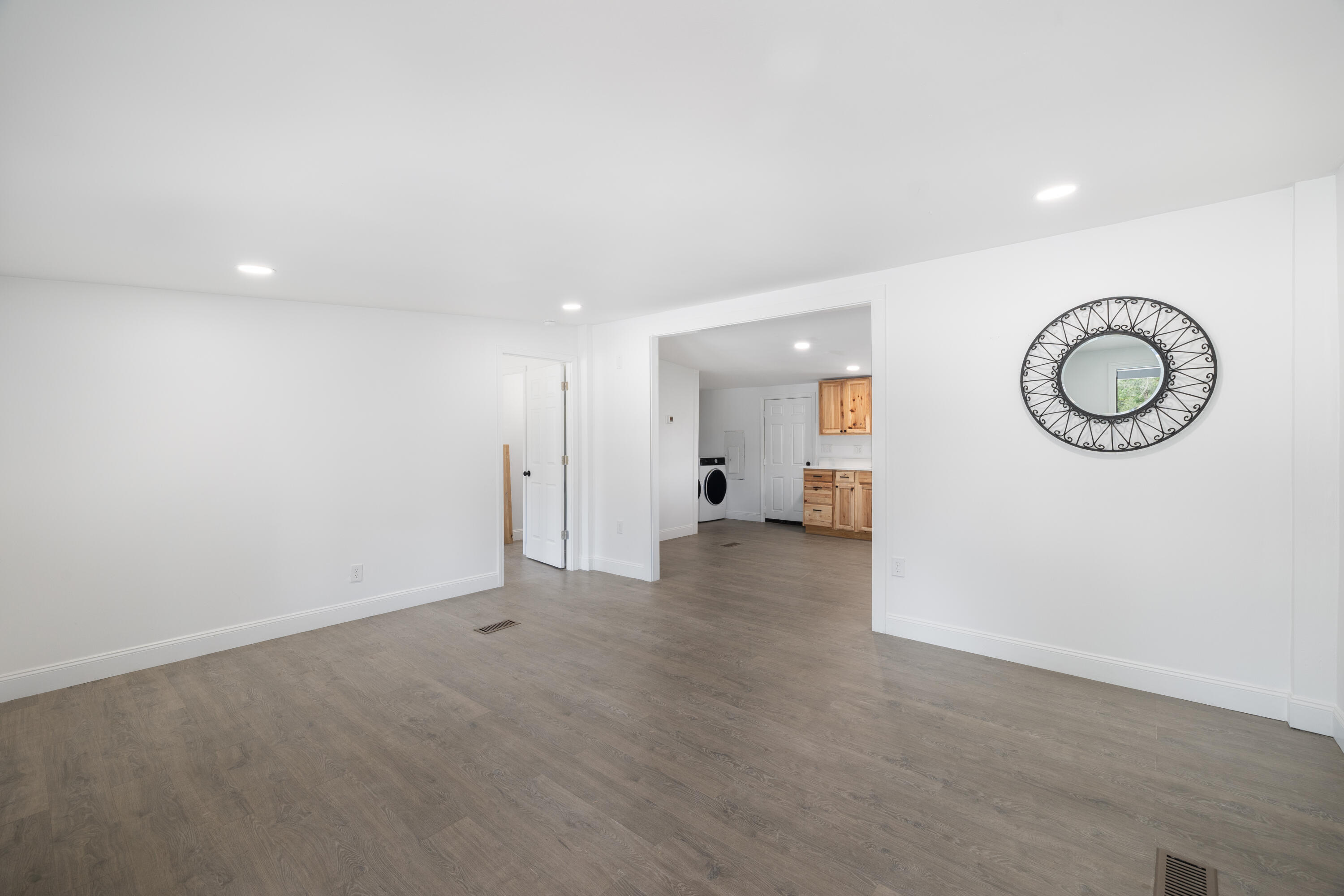 LOTS 138 BLK N JUNIPER LAKE EST UNIT 6 OF OAKWOOD HILLS PB 5-5 OR 3232-753 - Residential