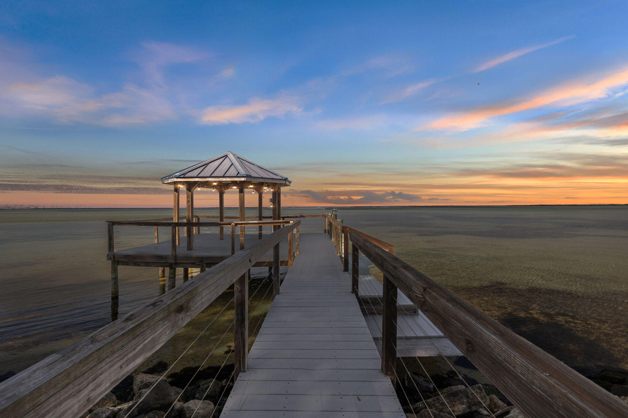 CALHOUN S/D TO DESTIN - Residential