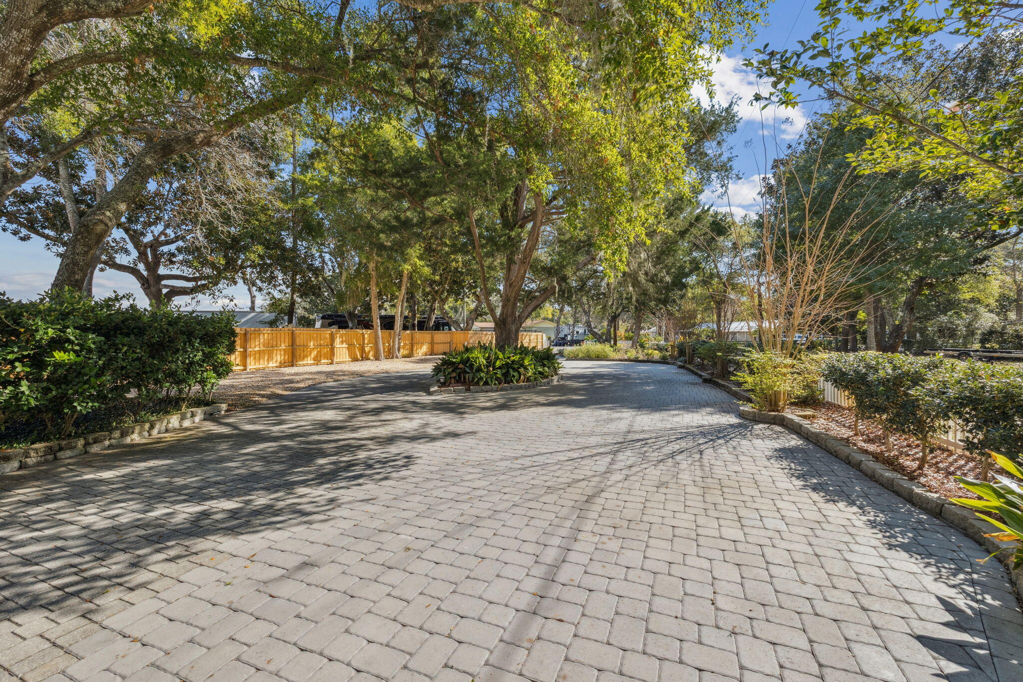 CALHOUN S/D TO DESTIN - Residential