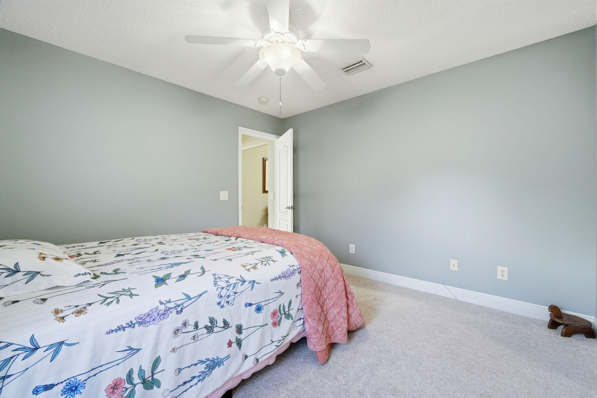 WOODLAWN HEIGHTS - Residential